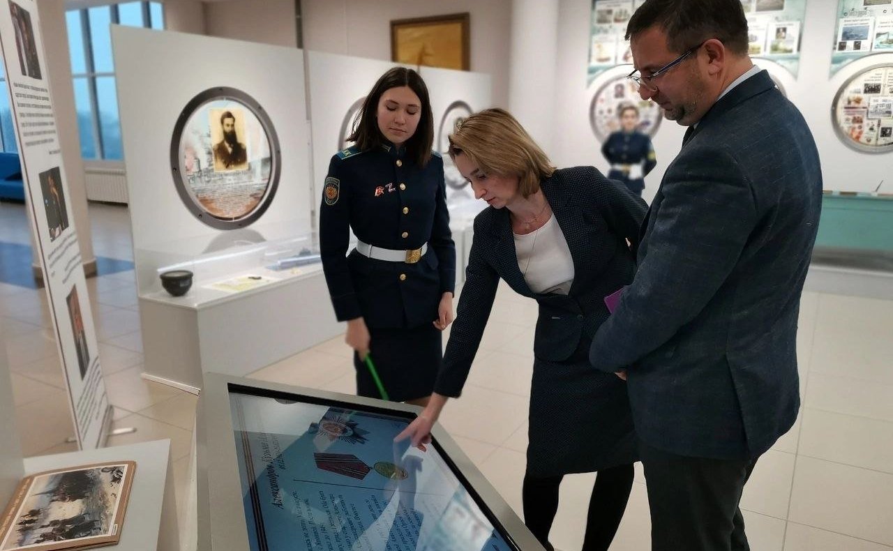 Николай Владимиров встретился с воспитанниками Чувашского кадетского корпуса