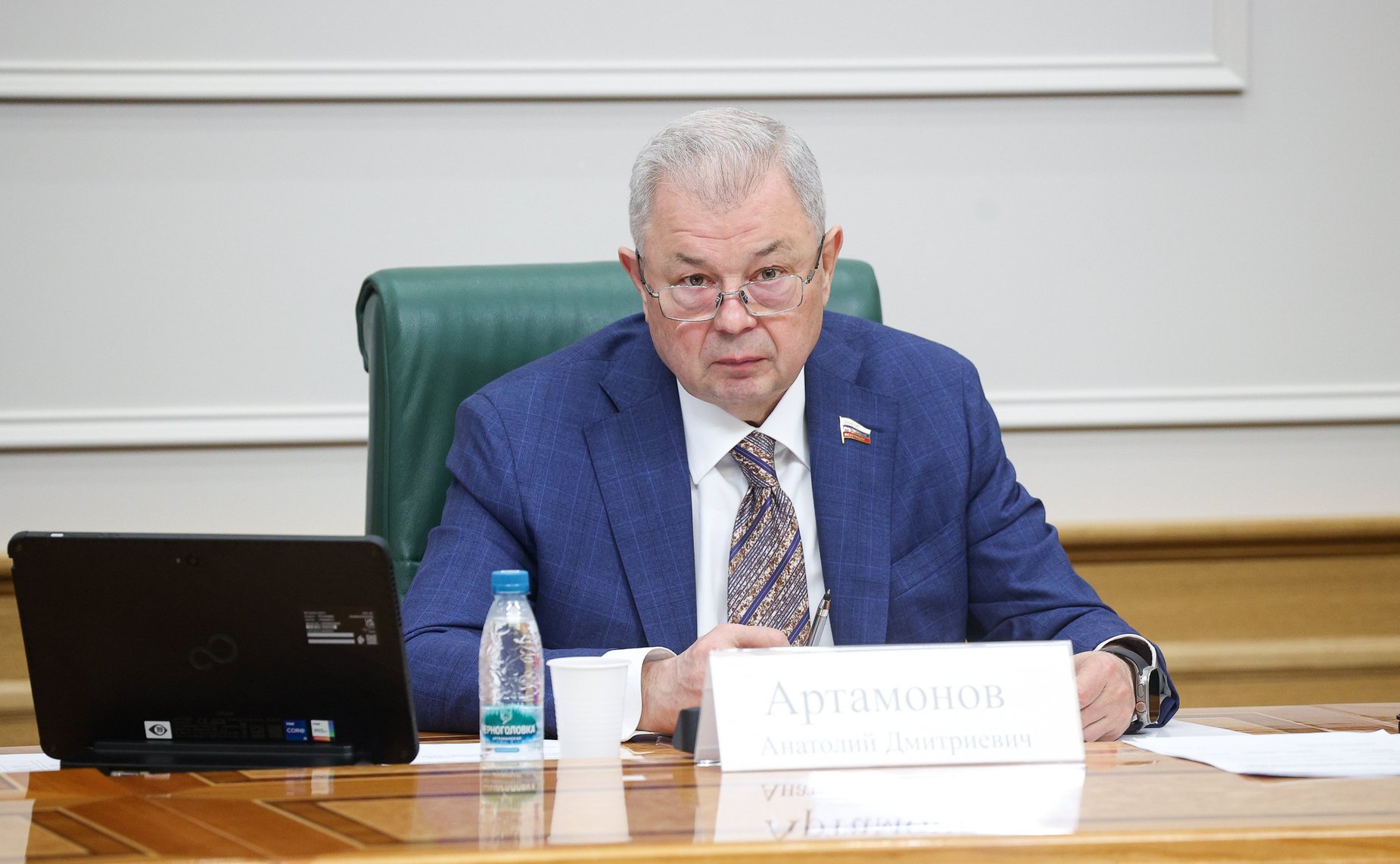 Анатолий Артамонов