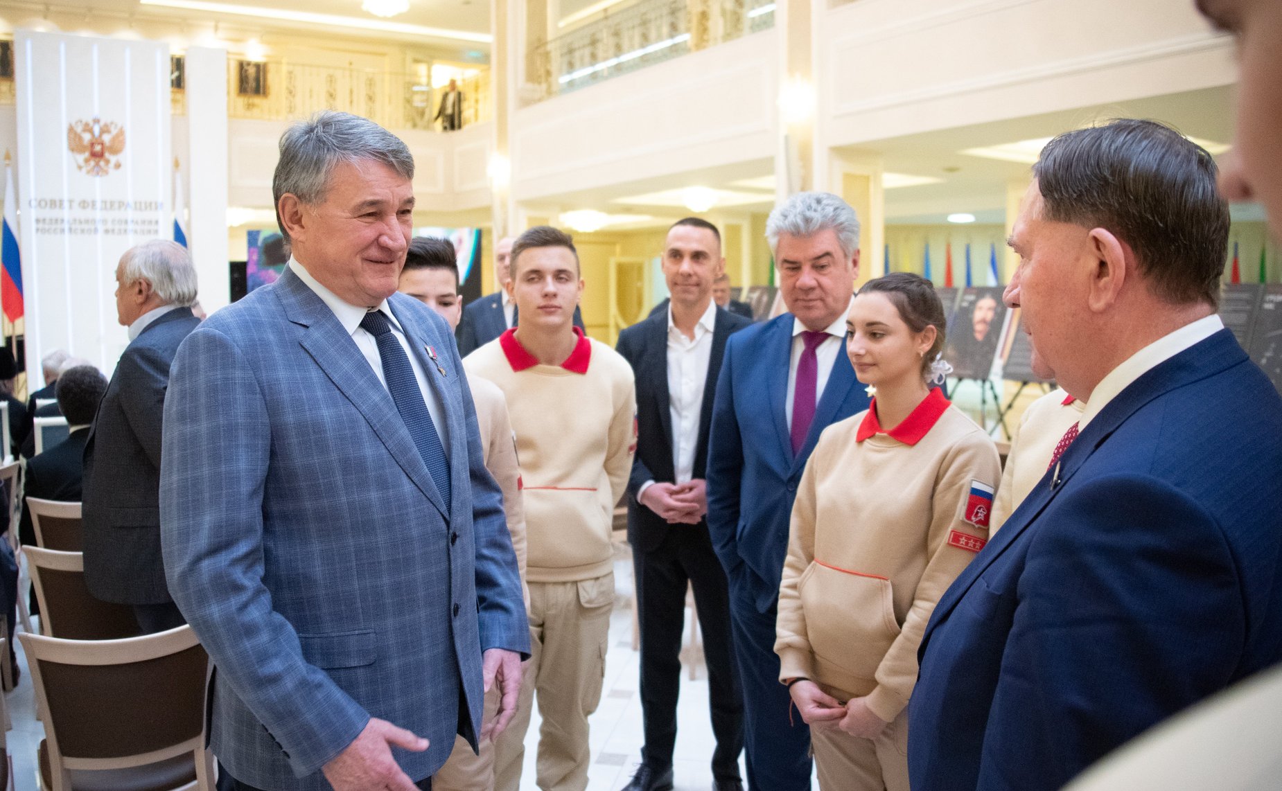 Открытие фотовыставки «Герои среди нас»