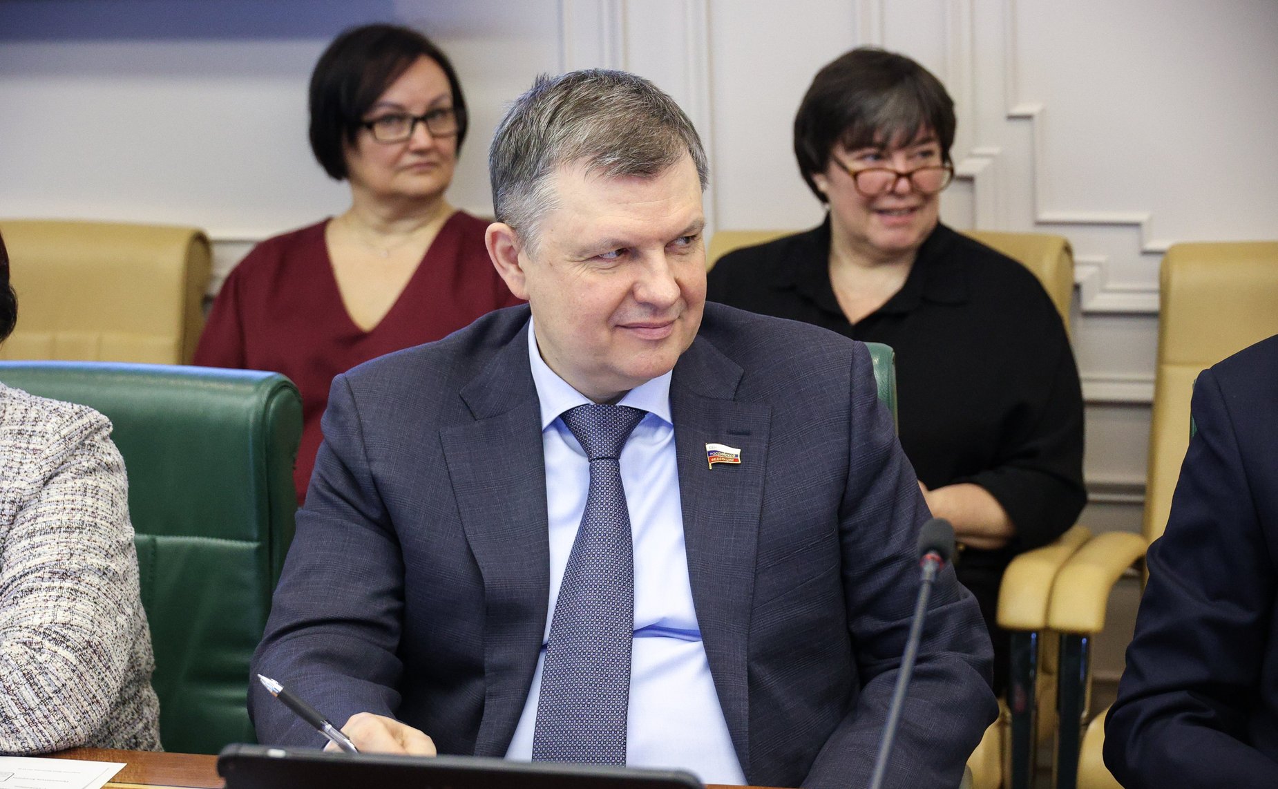 Александр Наролин