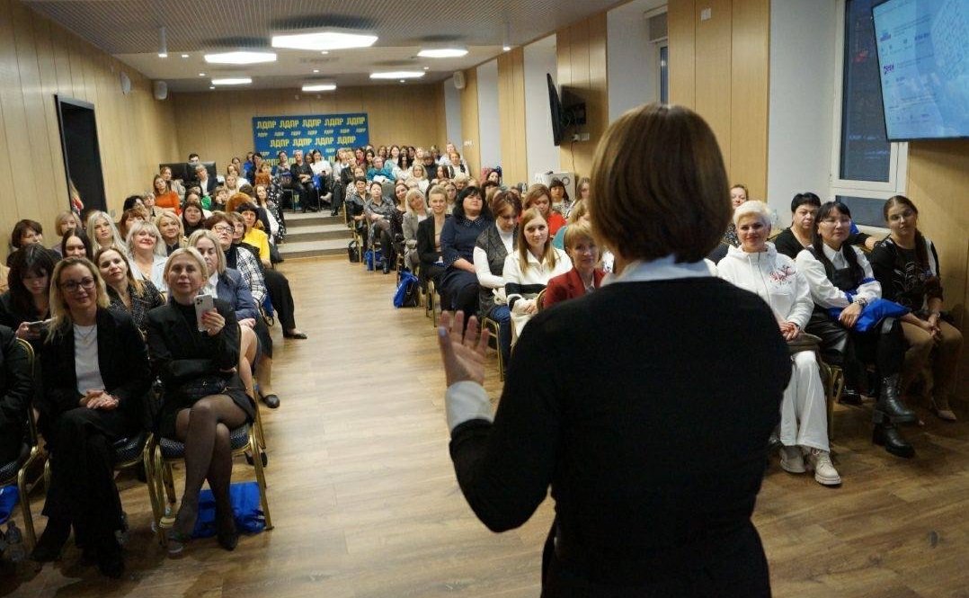Елена Афанасьева проводит Всероссийский форум Лиги женщин ЛДПР