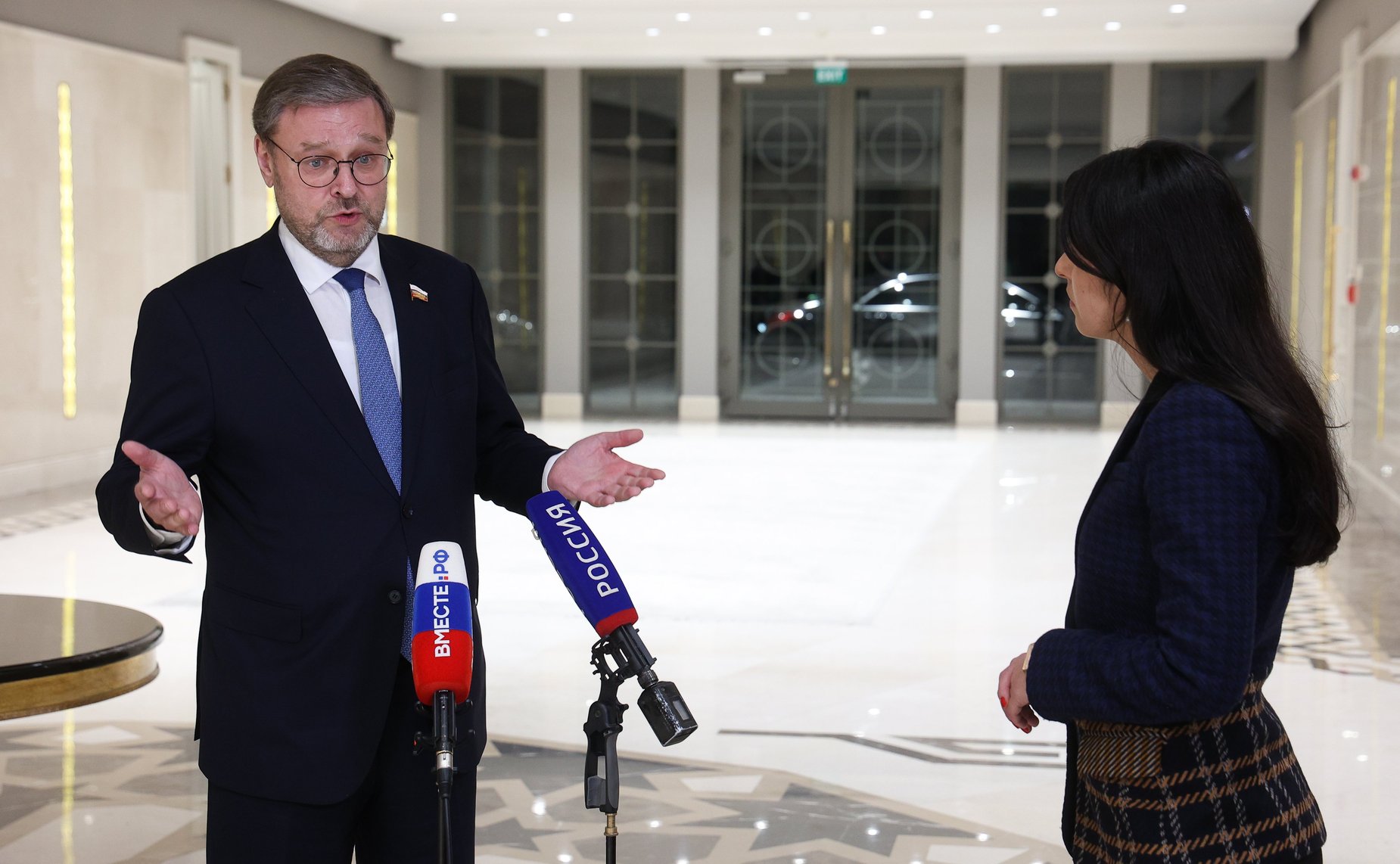 Пресс-подход заместителя Председателя Совета Федерации Константина Косачева