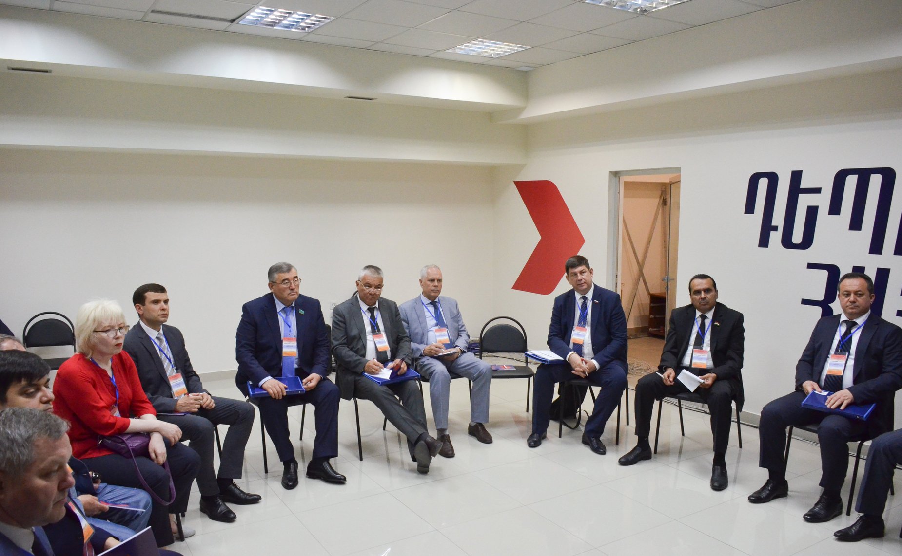 Делегация Совета Федерации приняла участие в наблюдении за проведением выборов в Национальное Собрание Республики Армения