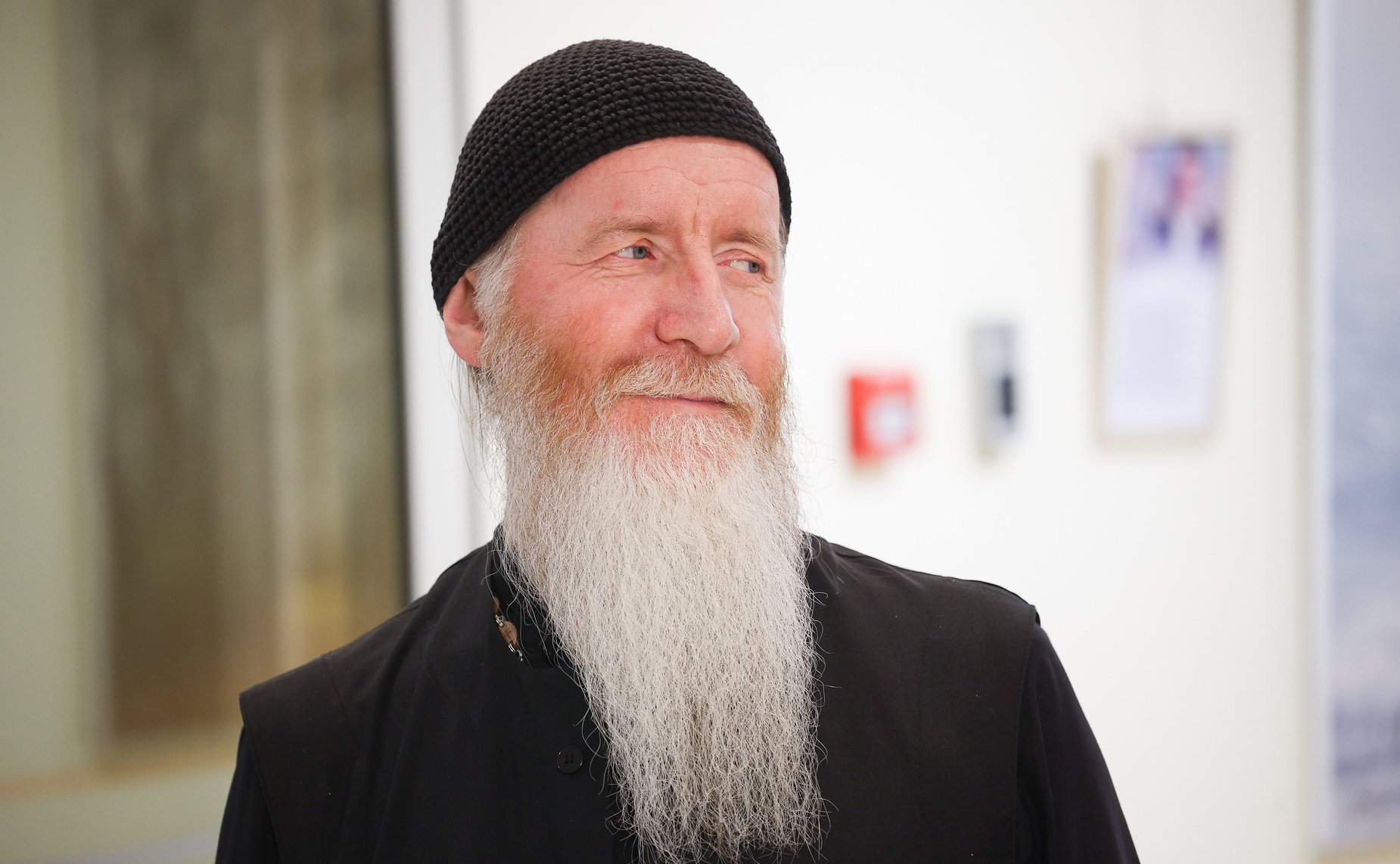 Открытие в Совете Федерации художественной выставки «Выставка живописи» художника А. Адамова