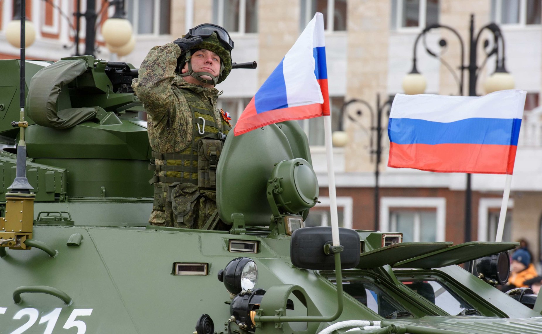 Константин Косачев принял участие в праздничных мероприятиях, посвященных 79-й годовщине Победы в Великой Отечественной войне