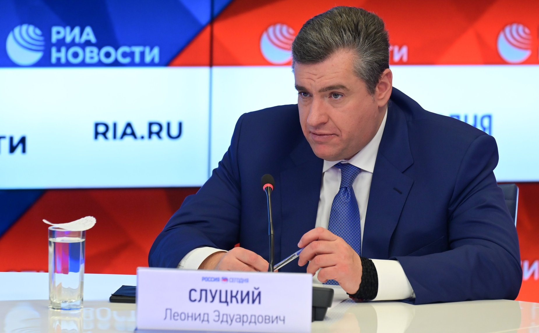 Леонид Слуцкий