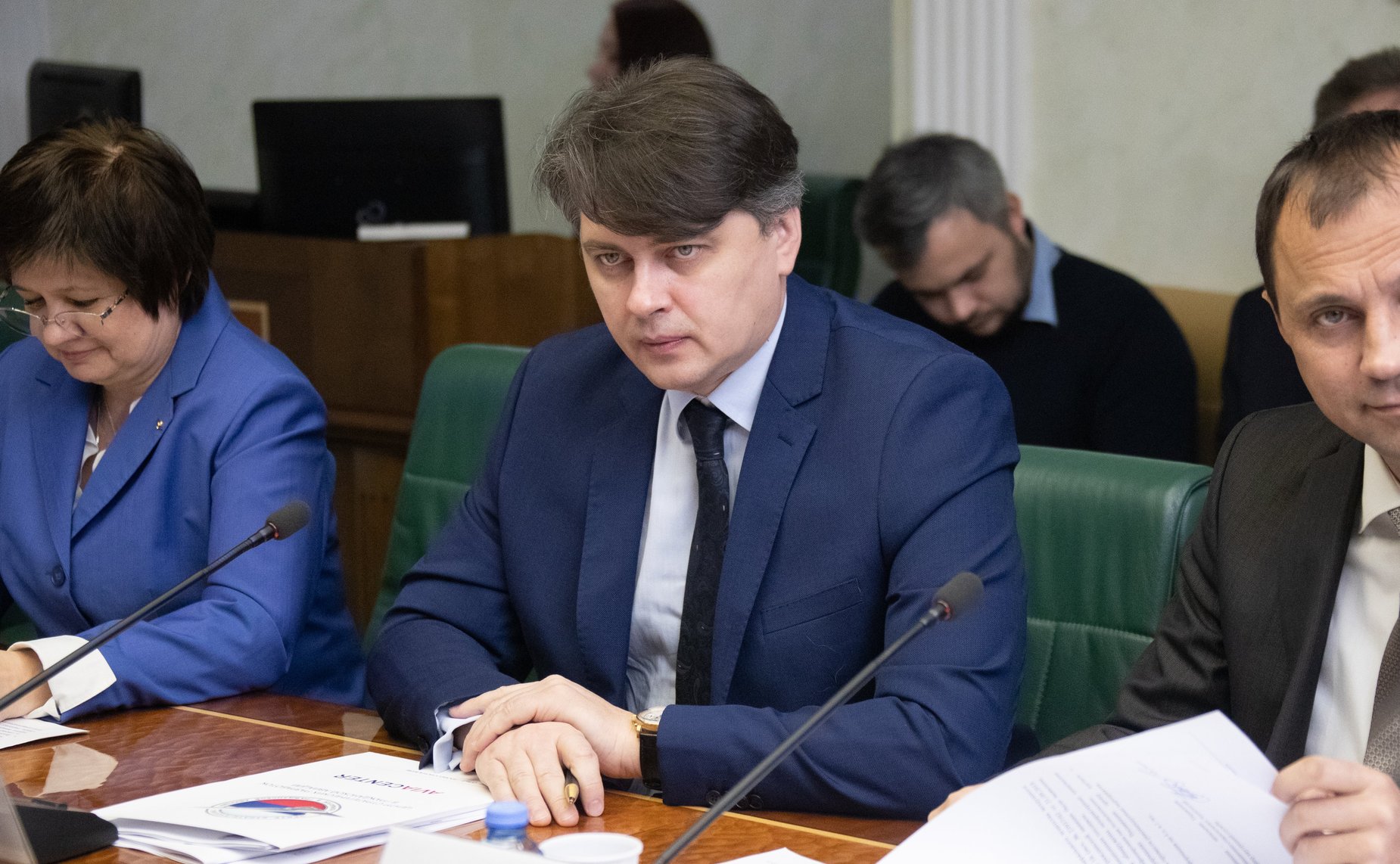 «Круглый стол» на тему «Проблемы законодательного регулирования обеспечения авиационным топливом гражданской авиации»