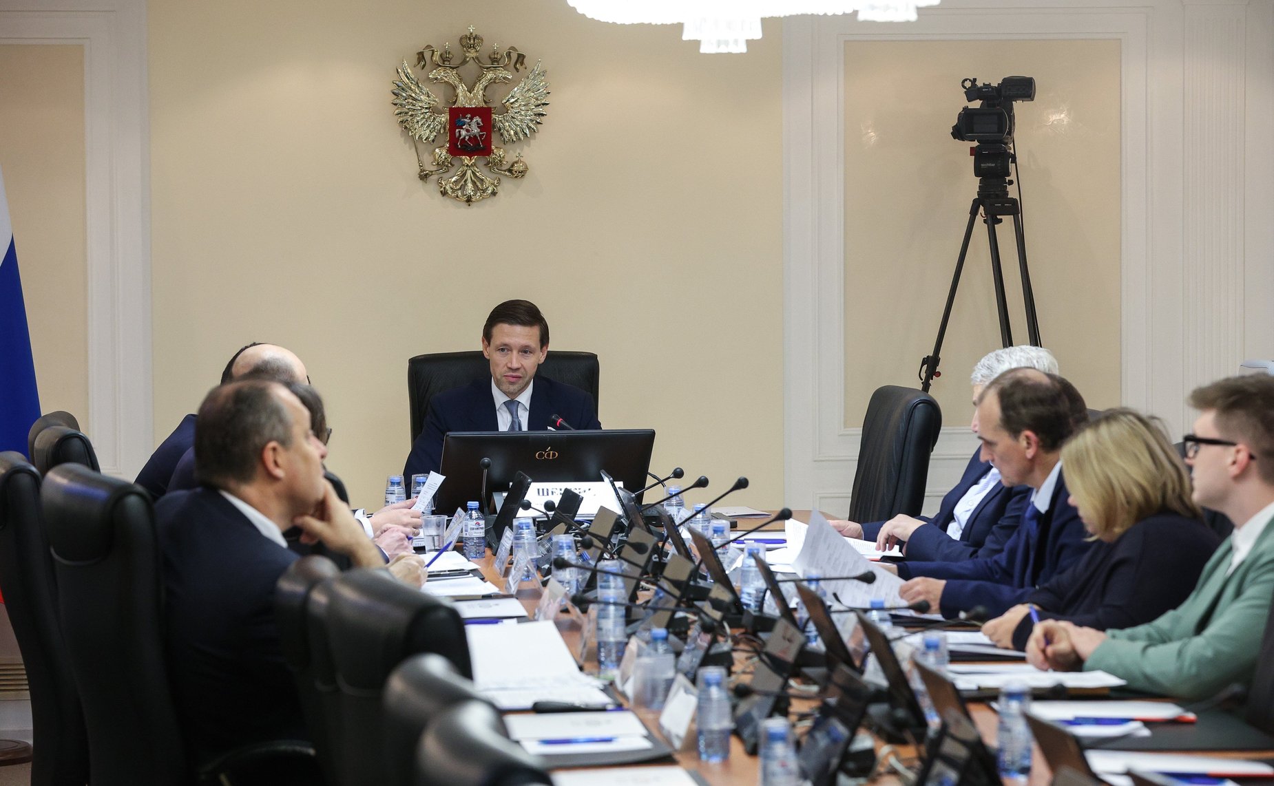 Круглый стол «Правовые аспекты обеспечения снижения зависимости от иностранных технологий и программного обеспечения. Развитие российского производства электронных компонентов, в том числе микрочипов»