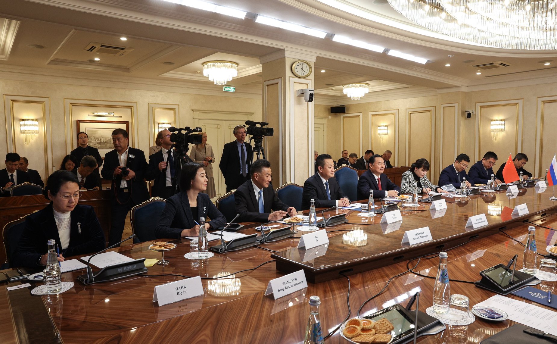 Валентина Матвиенко провела встречу с секретарем Комитета Коммунистической партии Китая провинции Ляонин, председателем Постоянного комитета Собрания народных представителей провинции Ляонин Хао Пэном