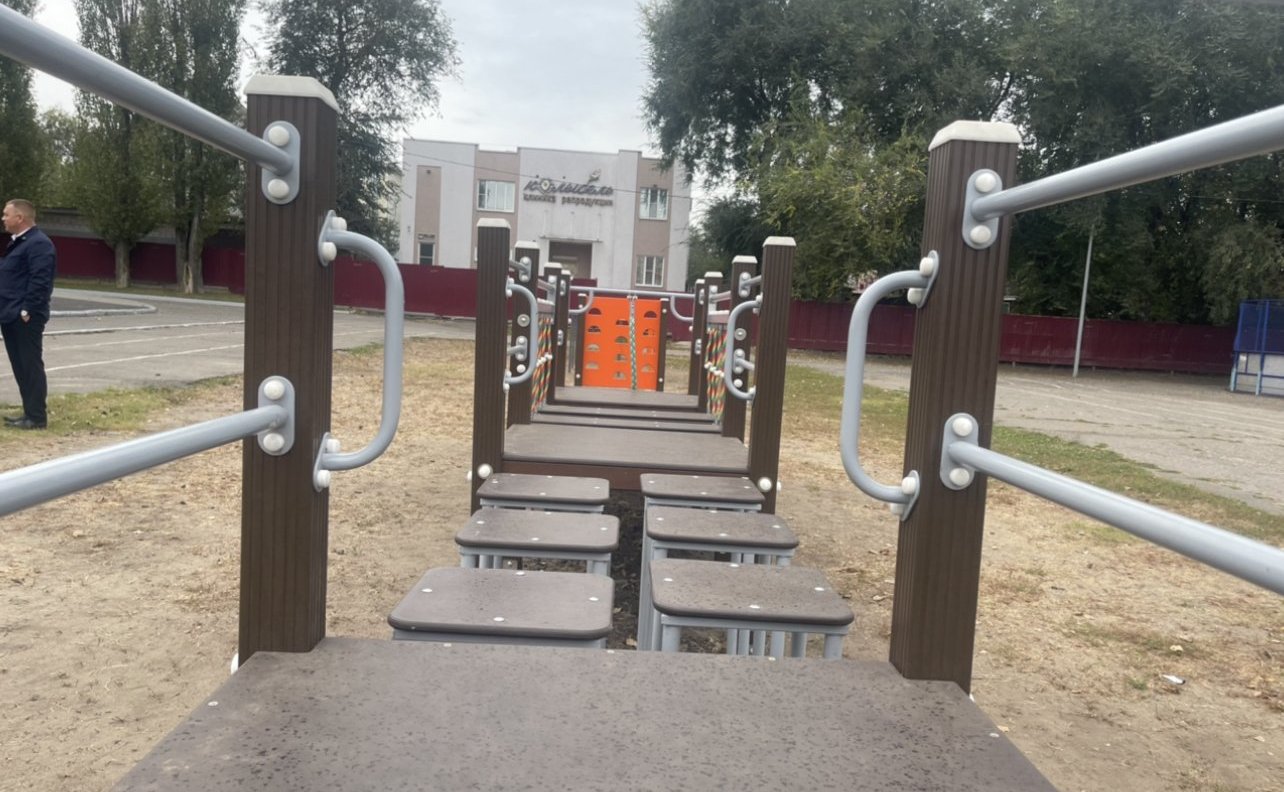 Игорь Кастюкевич предложил применять в новых регионах опыт Воронежа по созданию патриотической образовательной среды в школах