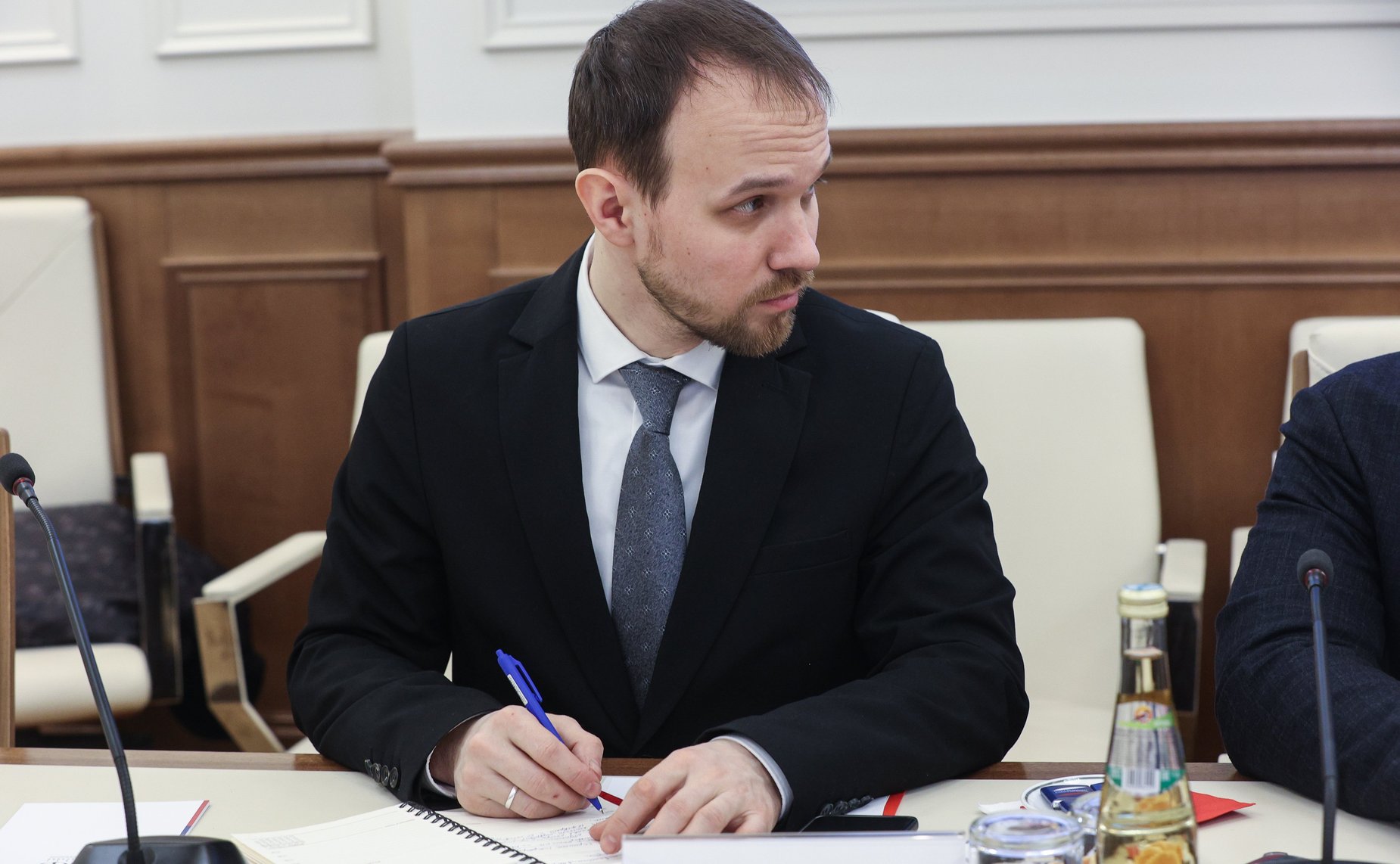 Встреча заместителя председателя Комитета СФ по международным делам Фарита Мухаметшина с Чрезвычайным и Полномочным Послом Республики Гамбия в Российской Федерации