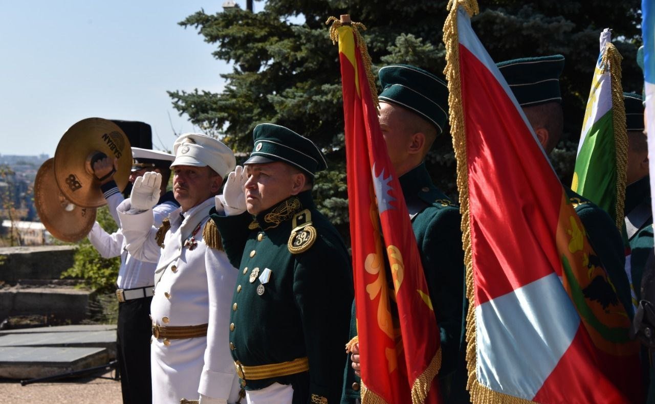 Екатерина Алтабаева приняла участие в митинге-реквиеме к 167-летию окончания Первой обороны Севастополя