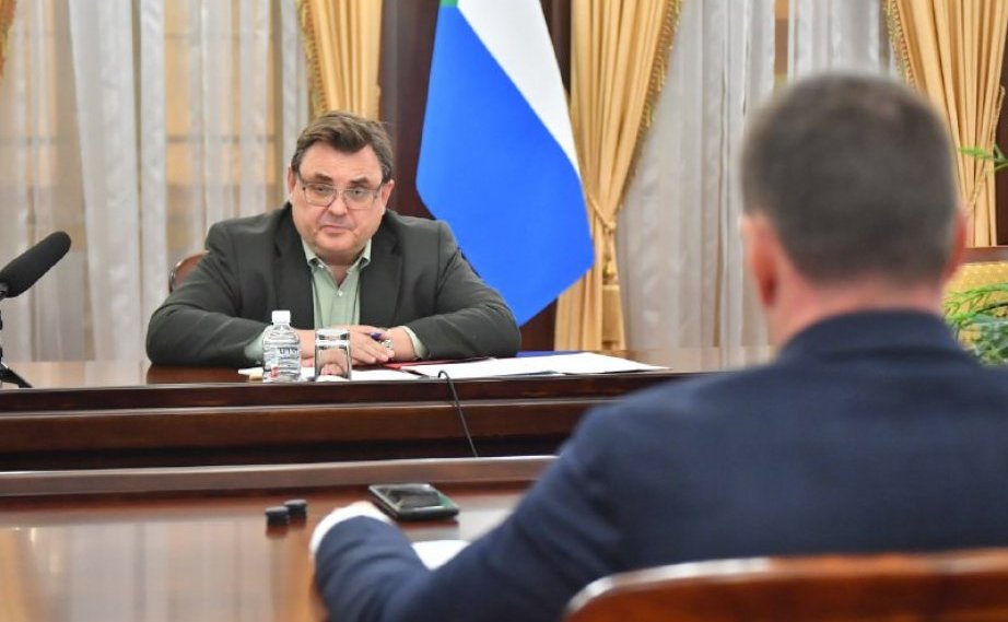 Константин Чуйченко обсудил с губернатором региона Дмитрием Демешиным возможность создания в Хабаровском крае реабилитационного центра для животных