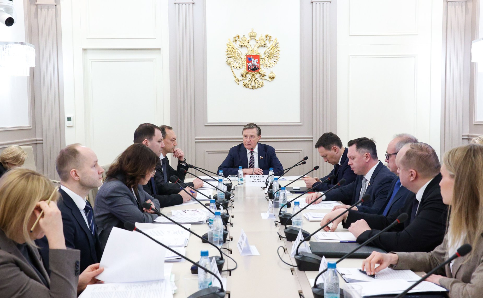 Совещание Комитета СФ по бюджету и финансовым рынкам совместно с Комитетом СФ по экономической политике «О мерах по повышению эффективности управления конфискованным и иным подлежащим обращению в собственность Российской Федерации недвижимым имуществом»