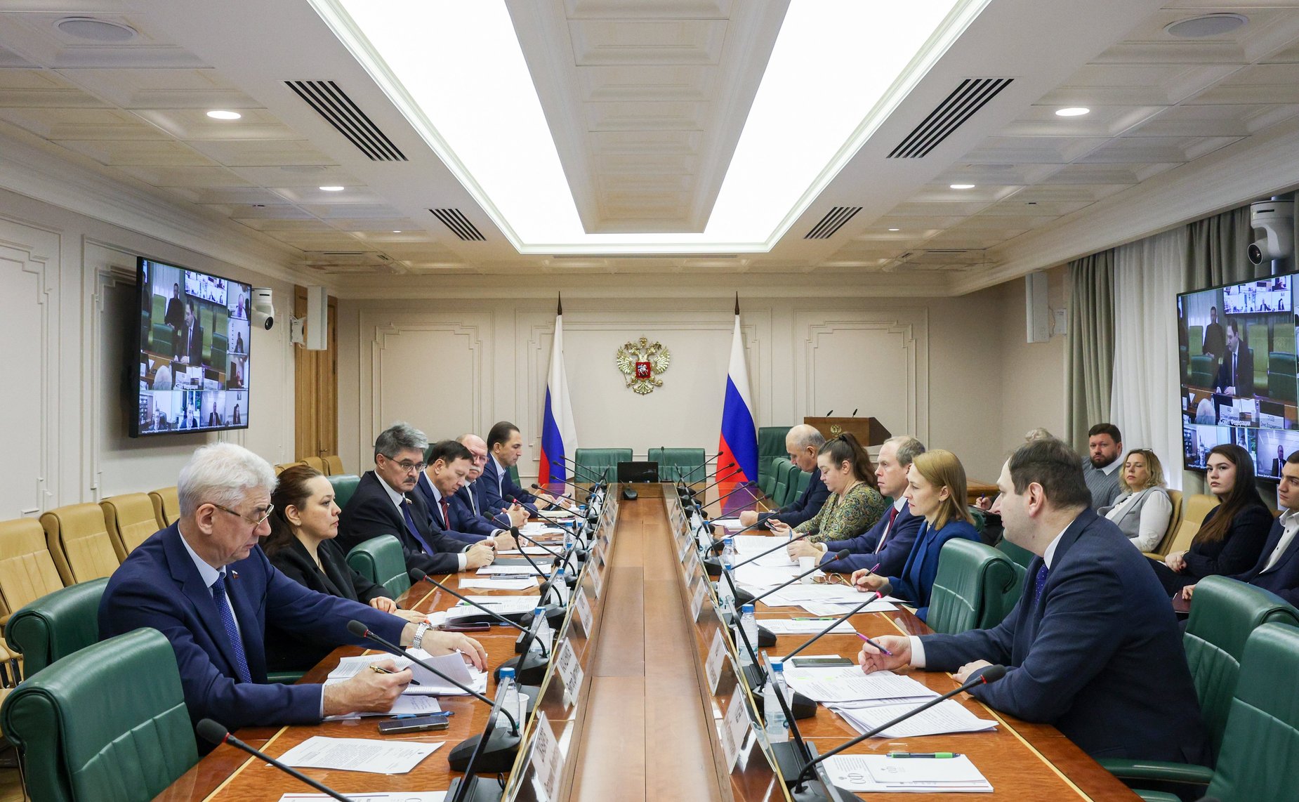 Совещание Комитета СФ по федеративному устройству, региональной политике, местному самоуправлению и делам Севера совместно с Советом по вопросам развития Дальнего Востока, Арктики и Антарктики при Совете Федерации и Комитетом СФ по аграрно-продовольственн