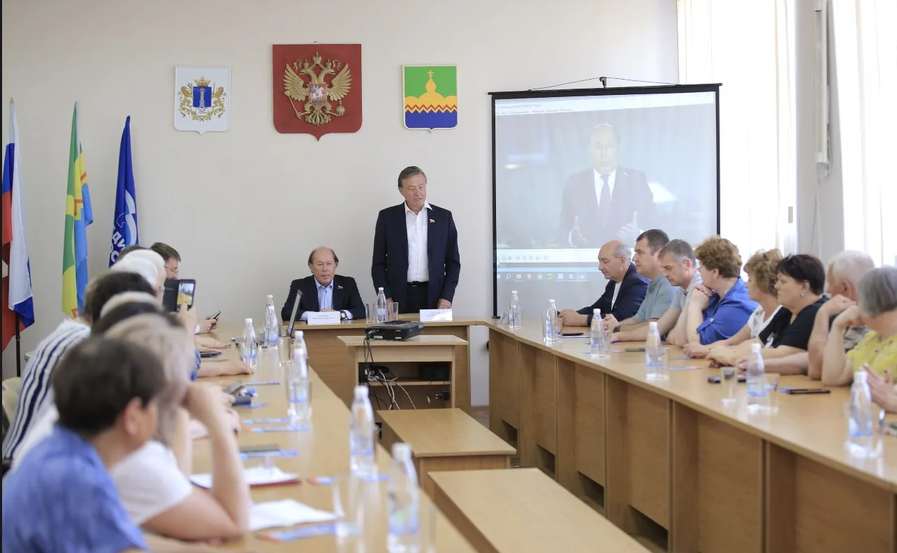Сергей Рябухин в ходе рабочей поездки в регион принял участие во встречах с жителями Сурского и Карсунского районов