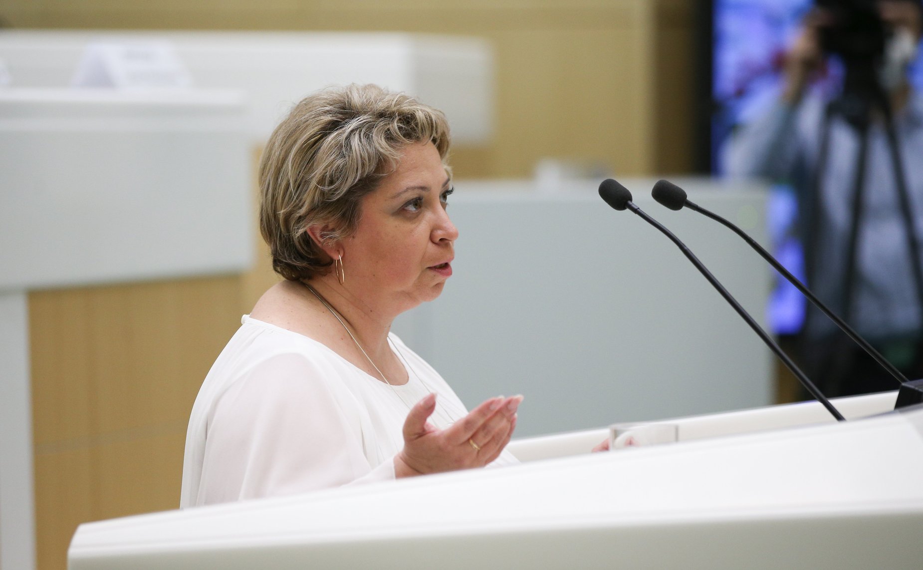 Парламентские слушания на тему «Научный кадровый потенциал страны: состояние, тенденции развития и инструменты роста»