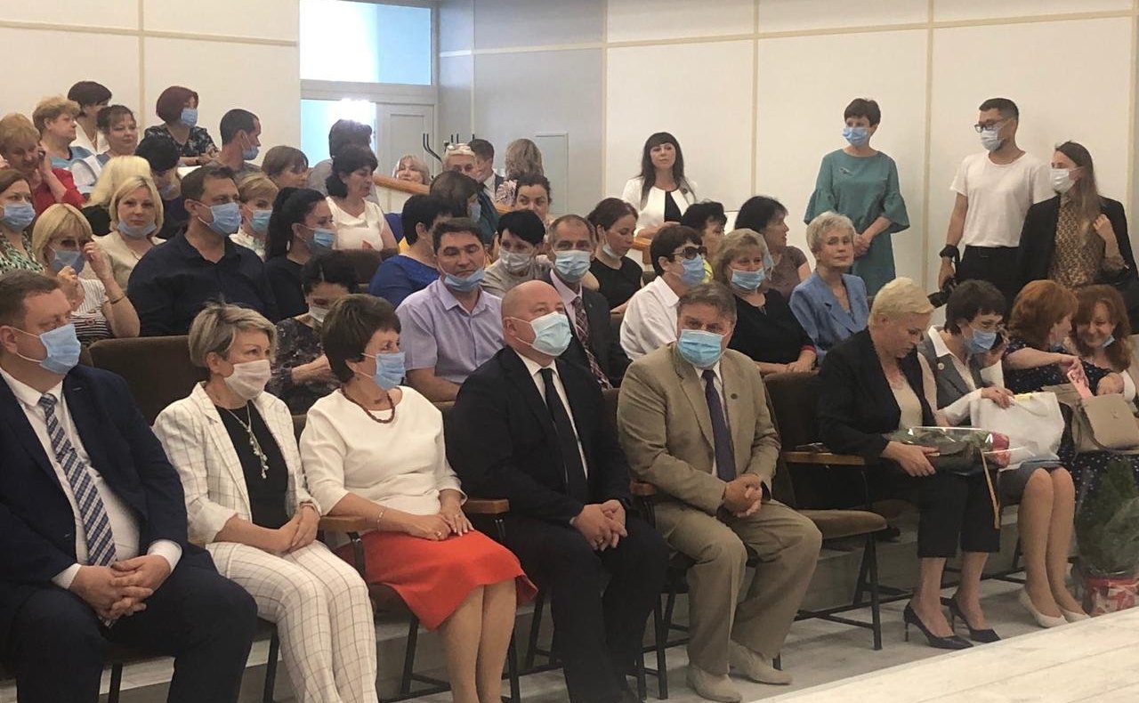 Екатерина Алтабаева поздравила социальных работников Севастополя с профессиональным праздником