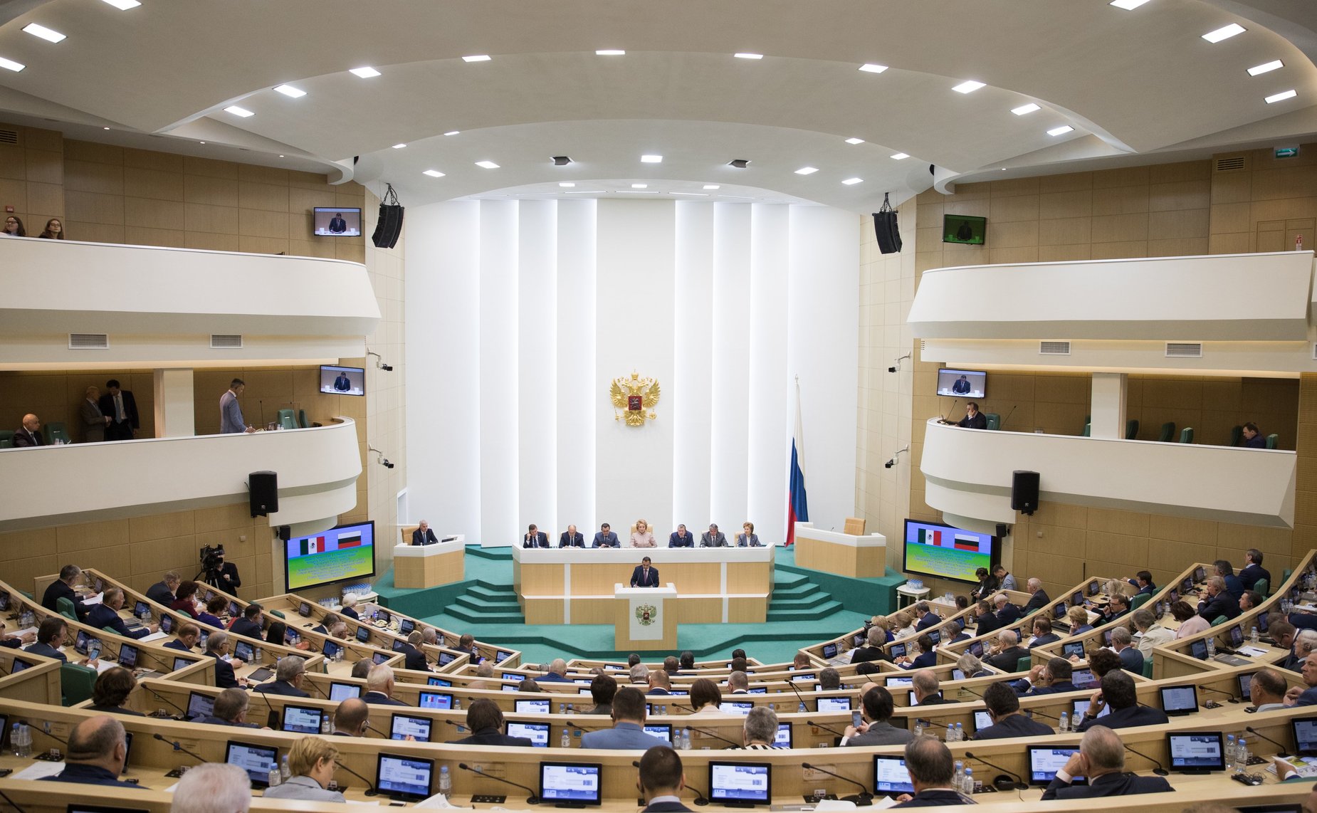 Зал заседаний. 435-е заседание Совета Федерации