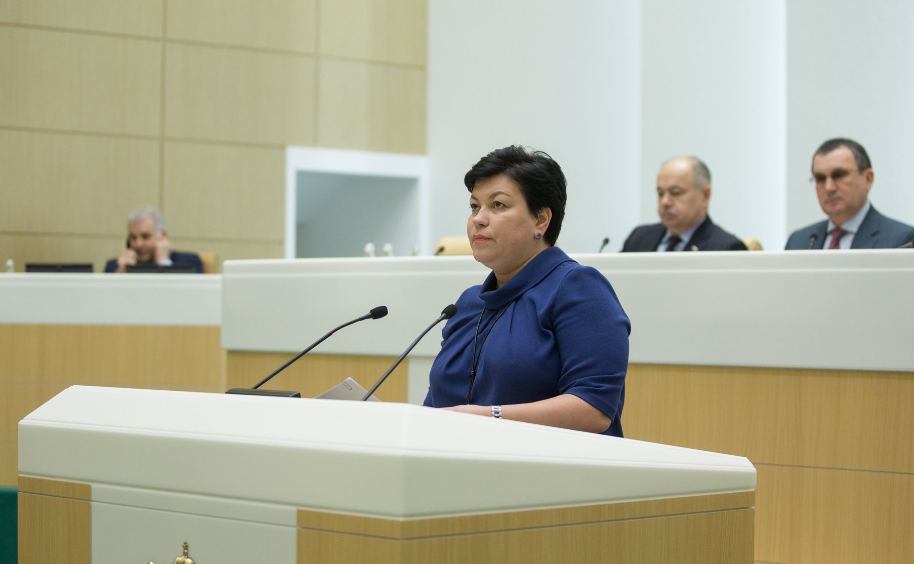 Л. Кононова