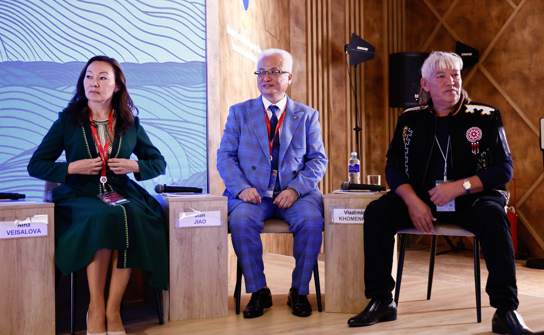 Сессия «Диалог культур коренных народов России и Китая». Сенаторы принимают участие в VIII Восточном экономическом форуме