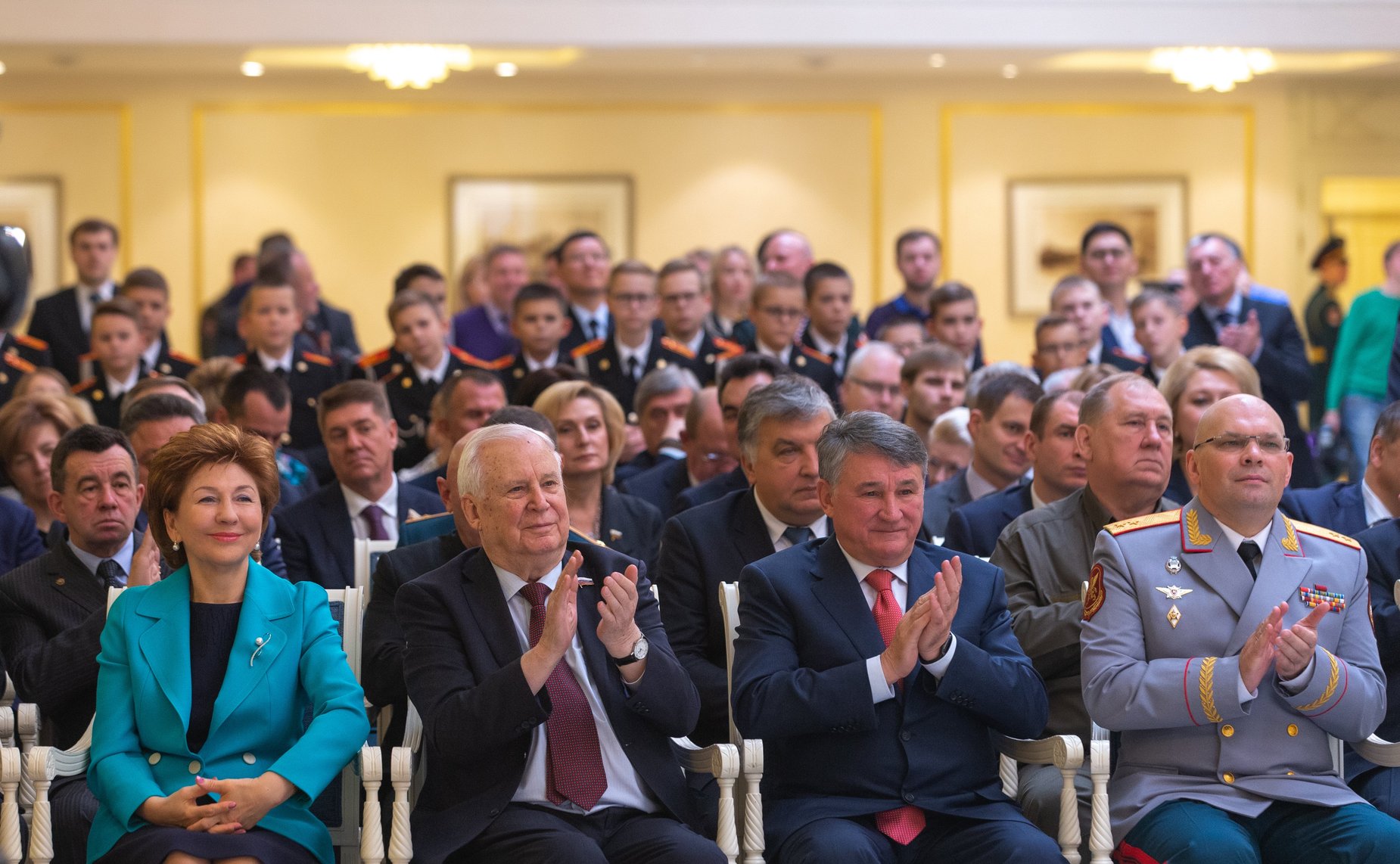 Торжественная церемония награждения детей и подростков, проявивших личное мужество в экстремальных ситуациях и спасших человеческие жизни