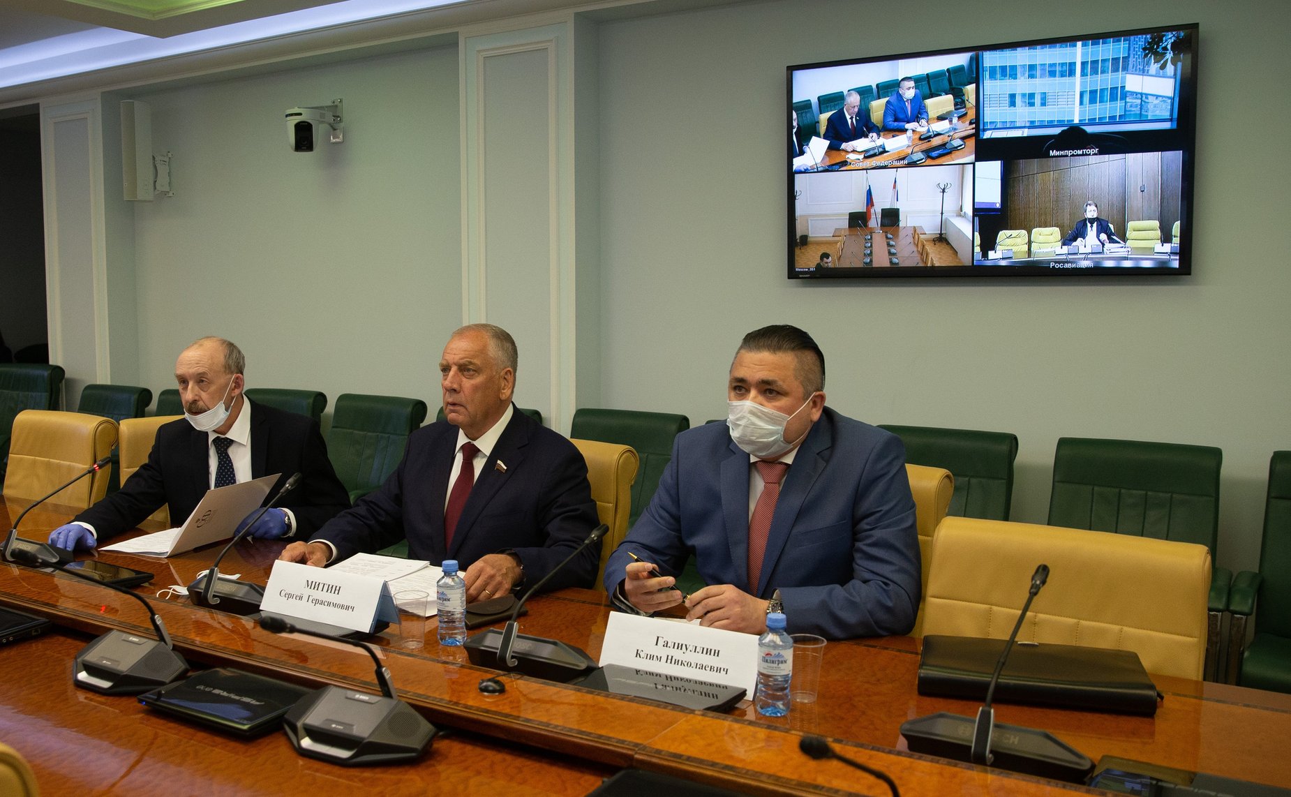 Совещание Комитета СФ по аграрно-продовольственной политике и природопользованию на тему «Развитие сельскохозяйственной авиации: проблемы и перспективы» в режиме видеоконференции