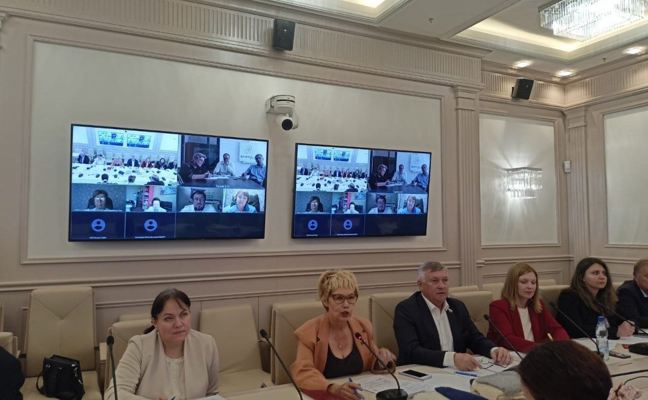 Сергей Михайлов провел рабочее совещание по научному и кадровому обеспечению комплексного развития шерстяной отрасли