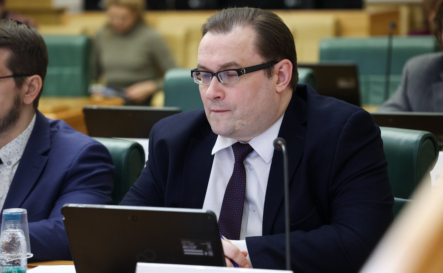 Круглый стол на тему «Совершенствование механизмов трудоустройства в Российской Федерации талантливых выпускников российских вузов из числа иностранных граждан»