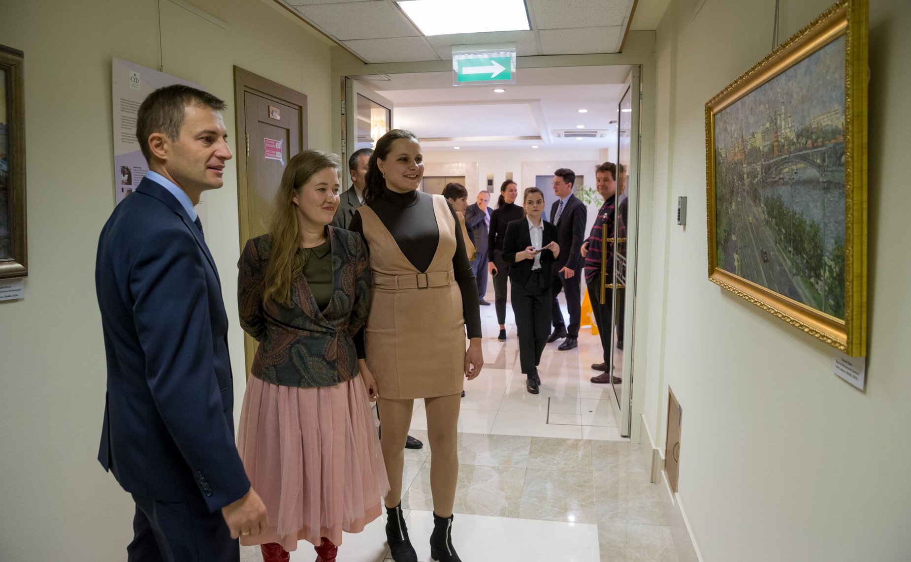 Открытие выставки петербургских художников «Петербург — Москва»