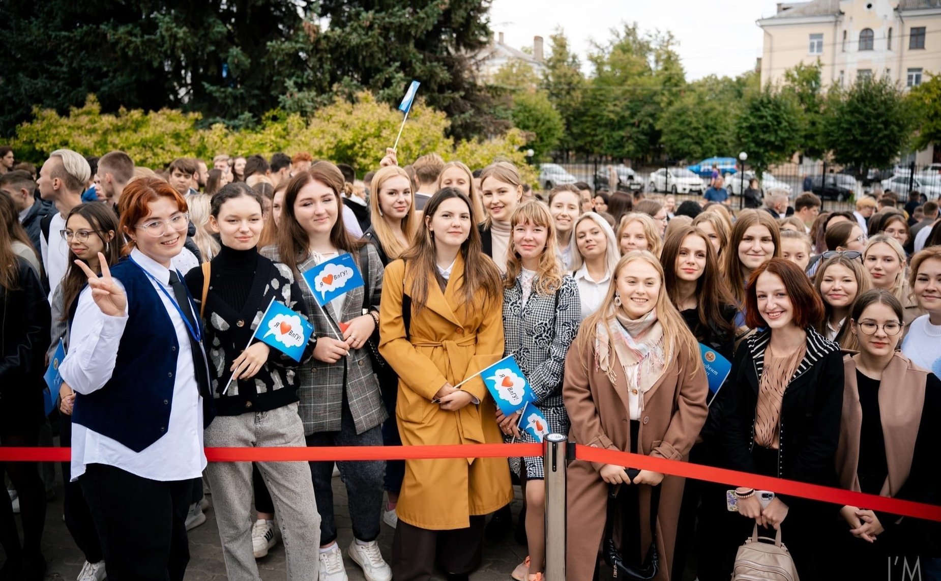 Во Владимирском государственном университете глава региона Александр Авдеев и сенатор Ольга Хохлова поздравили студентов, магистрантов, аспирантов, преподавателей