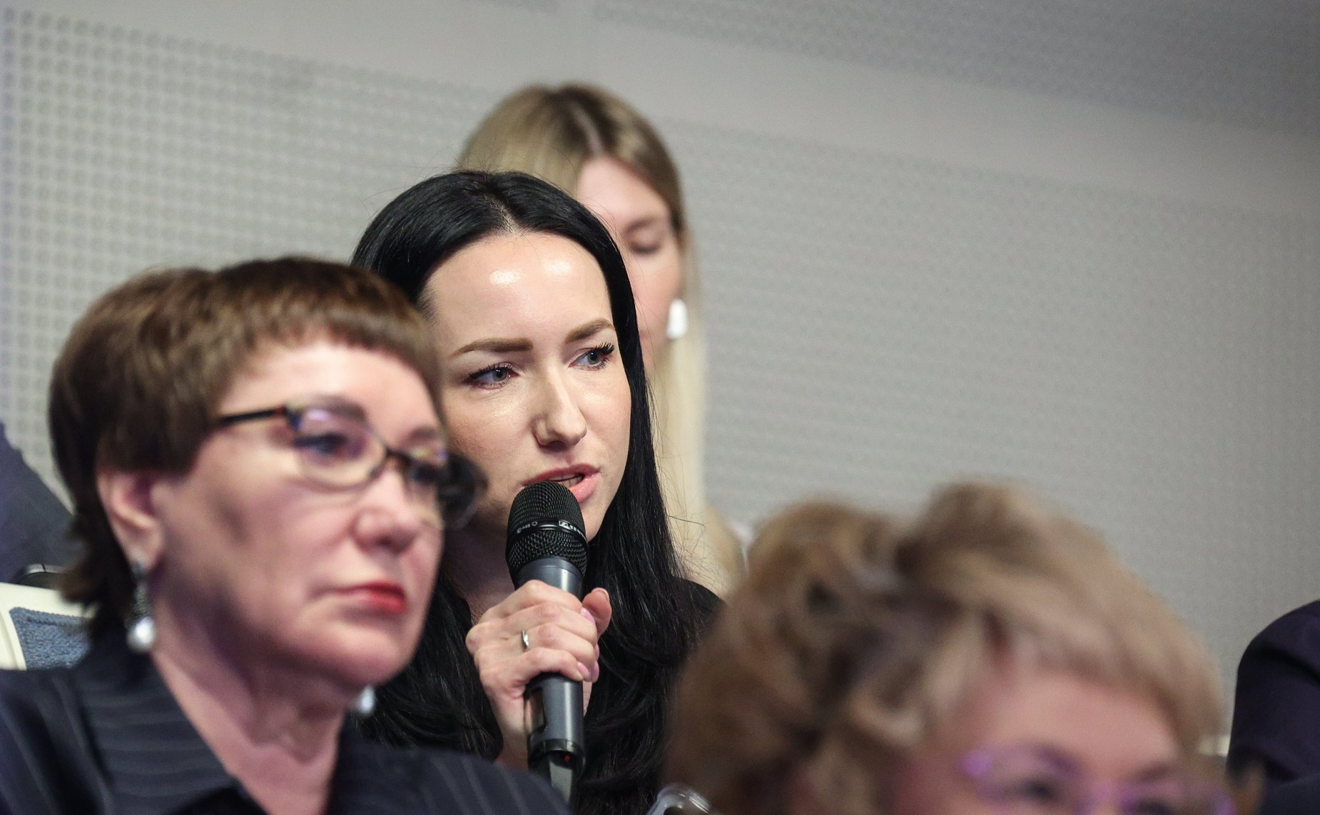 В Совете Федерации состоялся «Парламентский диалог» с Министром строительства и ЖКХ Иреком Файзуллиным