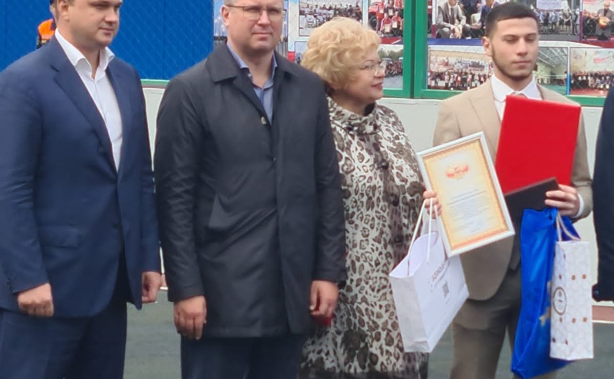 Оксана Хлякина приняла участие в торжественном мероприятии, посвященном 12-летию Управления противопожарной спасательной службы региона