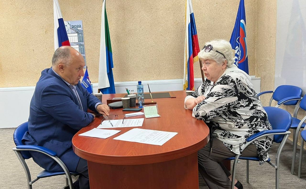 Андрей Базилевский в рамках работы в регионе провел личный прием граждан в Комсомольске-на-Амуре