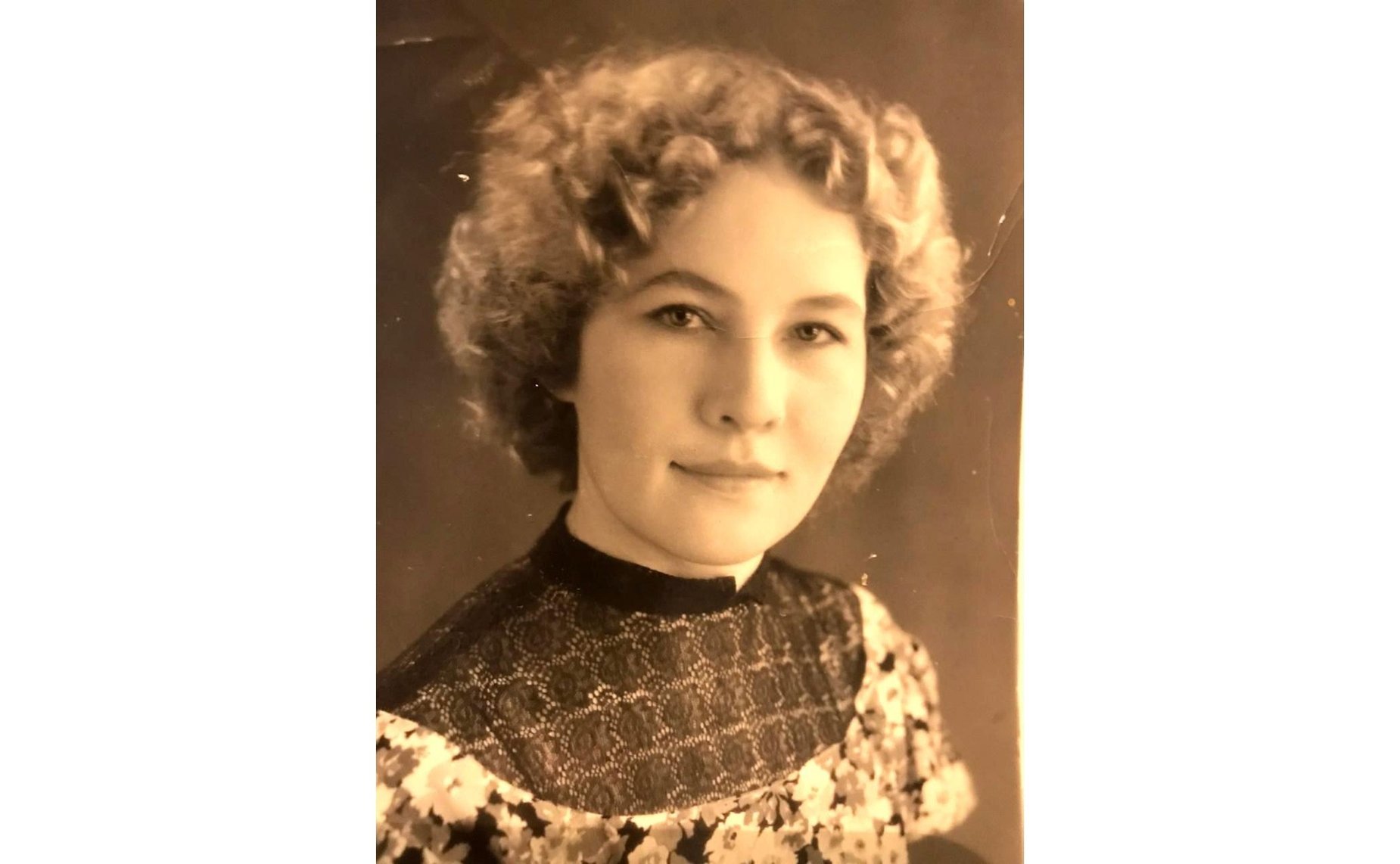 Рымашевская Воля 02.02.1926–04.05.2003 гг. во время Великой Отечественной Войны трудилась в тылу в городе Оренбурге (Чкалов) на шелкоткацком комбинате. Имеет звание «Труженик тыла». Бабушка сотрудника Аппарата СФ С.Ермольевой