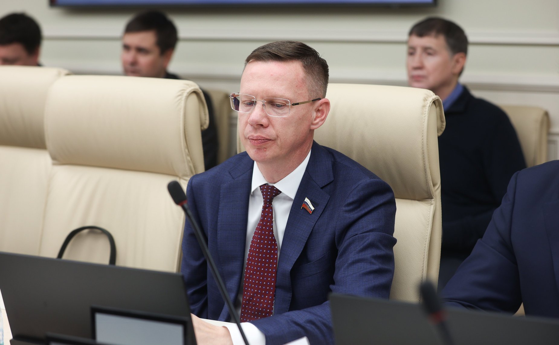 Виталий Назаренко