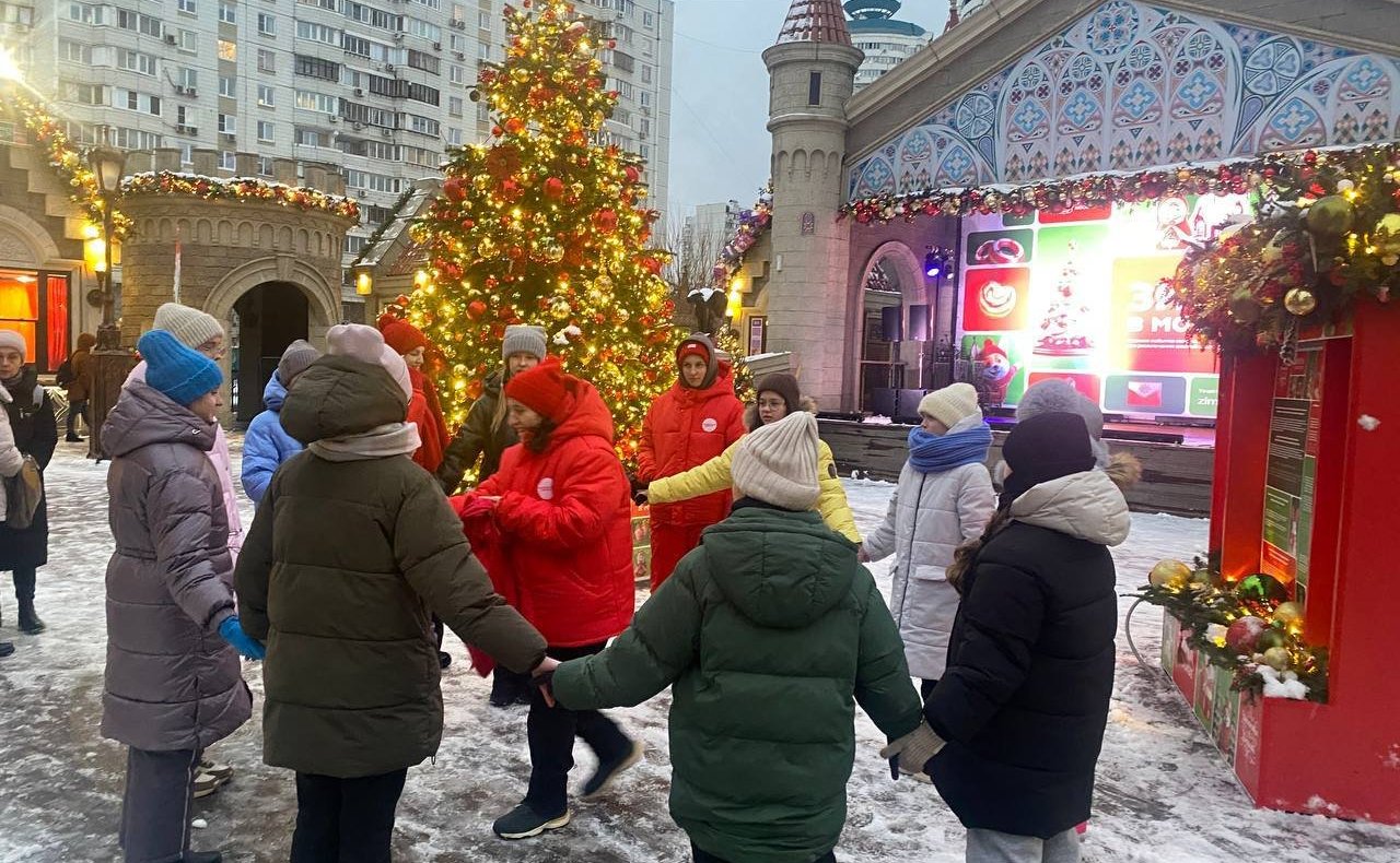 Светлана Кириллова исполнила новогоднее желание костромских юнармейцев