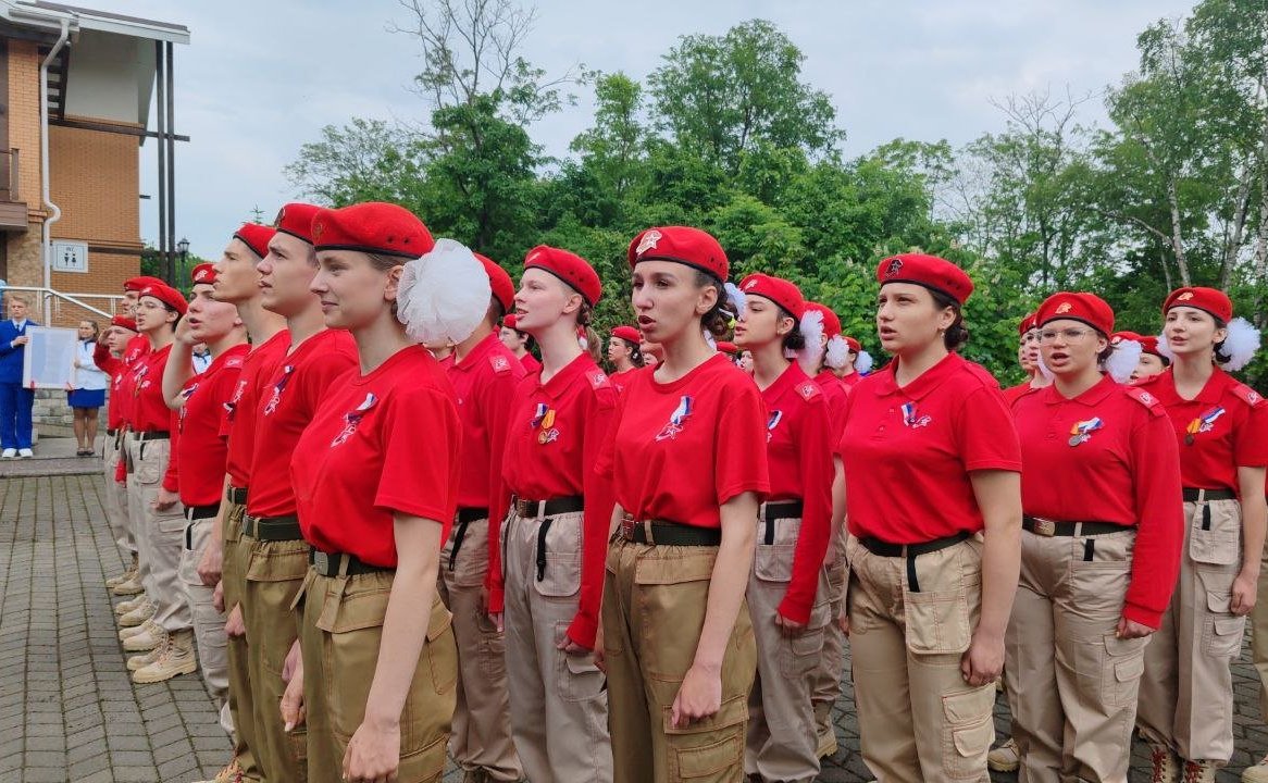 Александр Ролик совместно с Губернатором Приморья Олегом Кожемяко принял участие в торжественной церемонии открытия филиала Всероссийского детского центра «Океан» — Центра воспитательных технологий «Маяк»