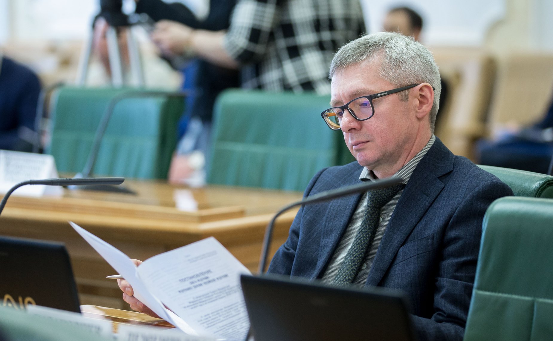 О. Казаковцев