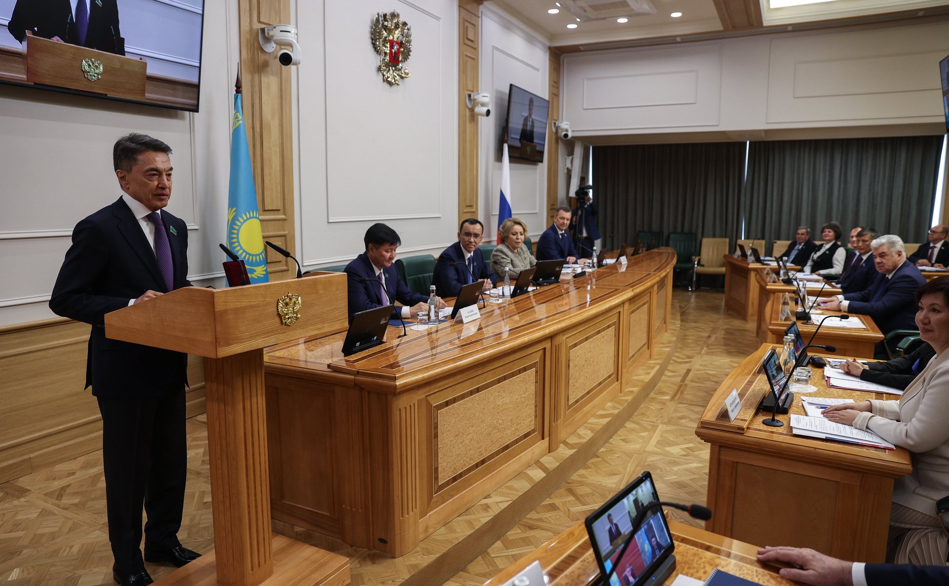 19-е заседание Комиссии по сотрудничеству между Советом Федерации и Сенатом Парламента Республики Казахстан