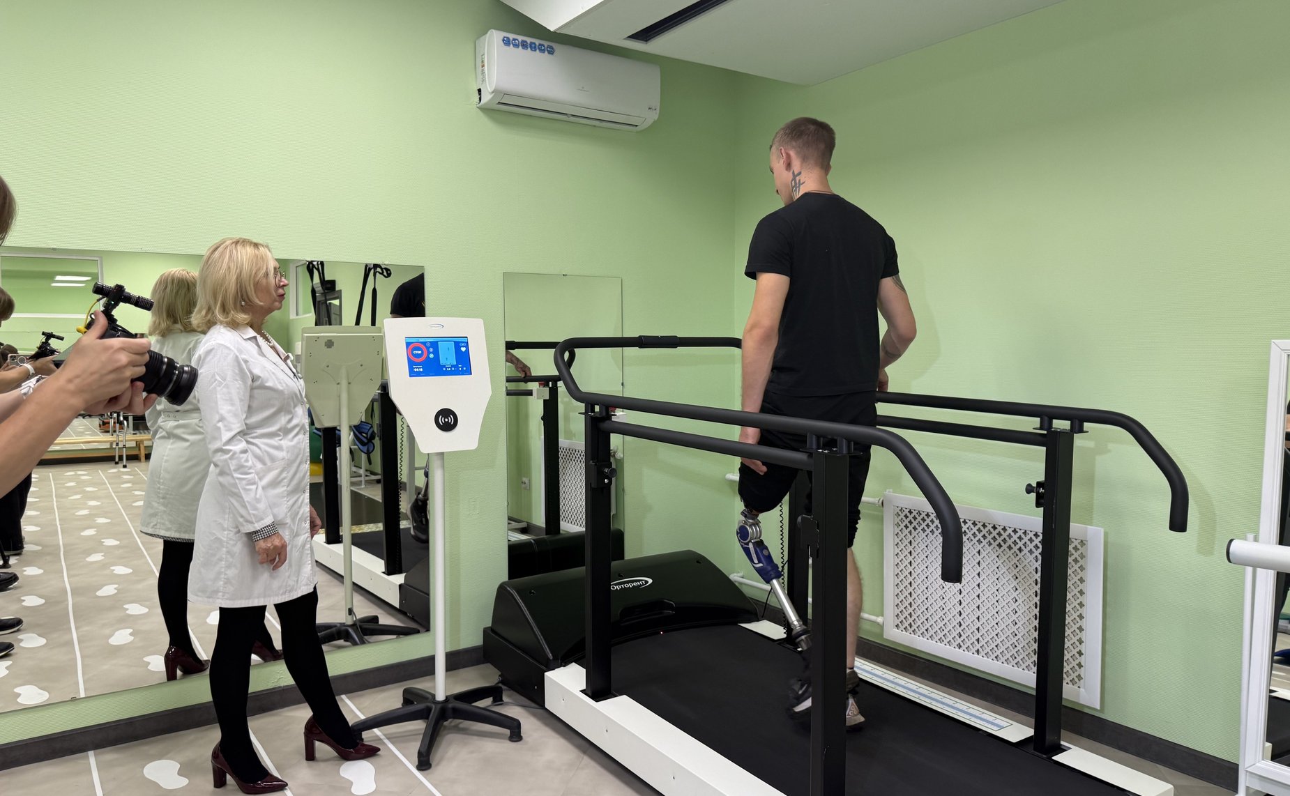 Ольга Щетинина посетила новый центр протезирования и ортопедии в Нижнем Новгороде