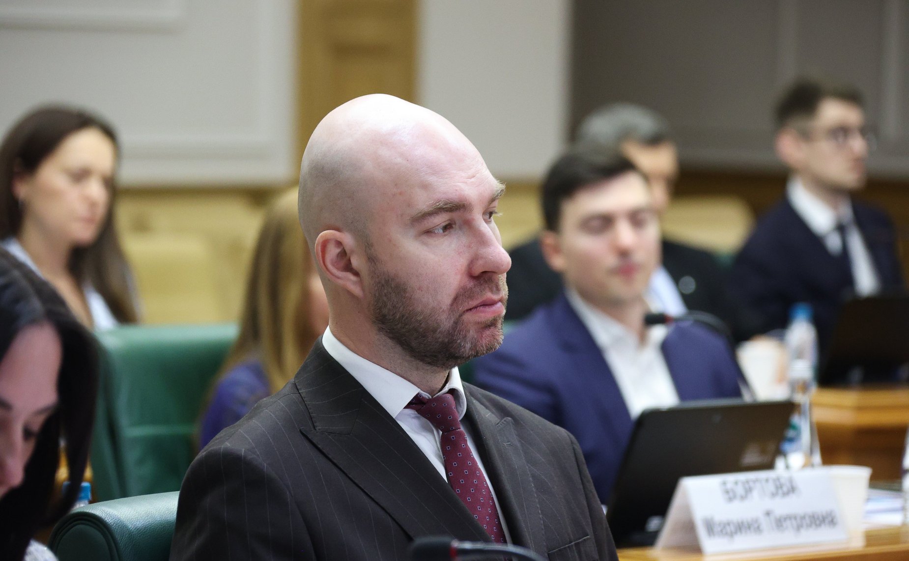 Совещание Комитета Совета Федерации по федеративному устройству, региональной политике, МСУ и делам Северана тему «Газификация и ее производные: газохимия и нефтехимия как драйвер роста экономики Дальневосточного федерального округа»