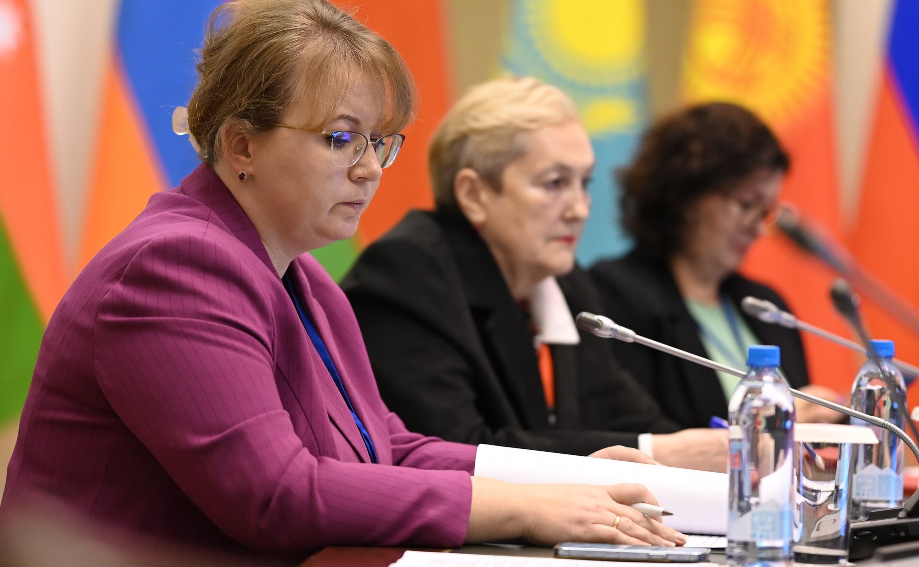 Круглый стол «Региональная экономическая интеграция и унификация отраслевого законодательства стран СНГ». III международный форум «Содружество моды»