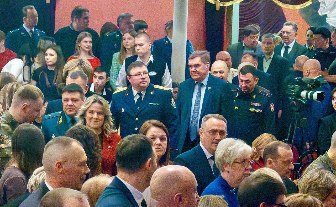 Александр Савин принял участие в прошедшем в регионе торжественном собрании, посвящённом Дню работника прокуратуры