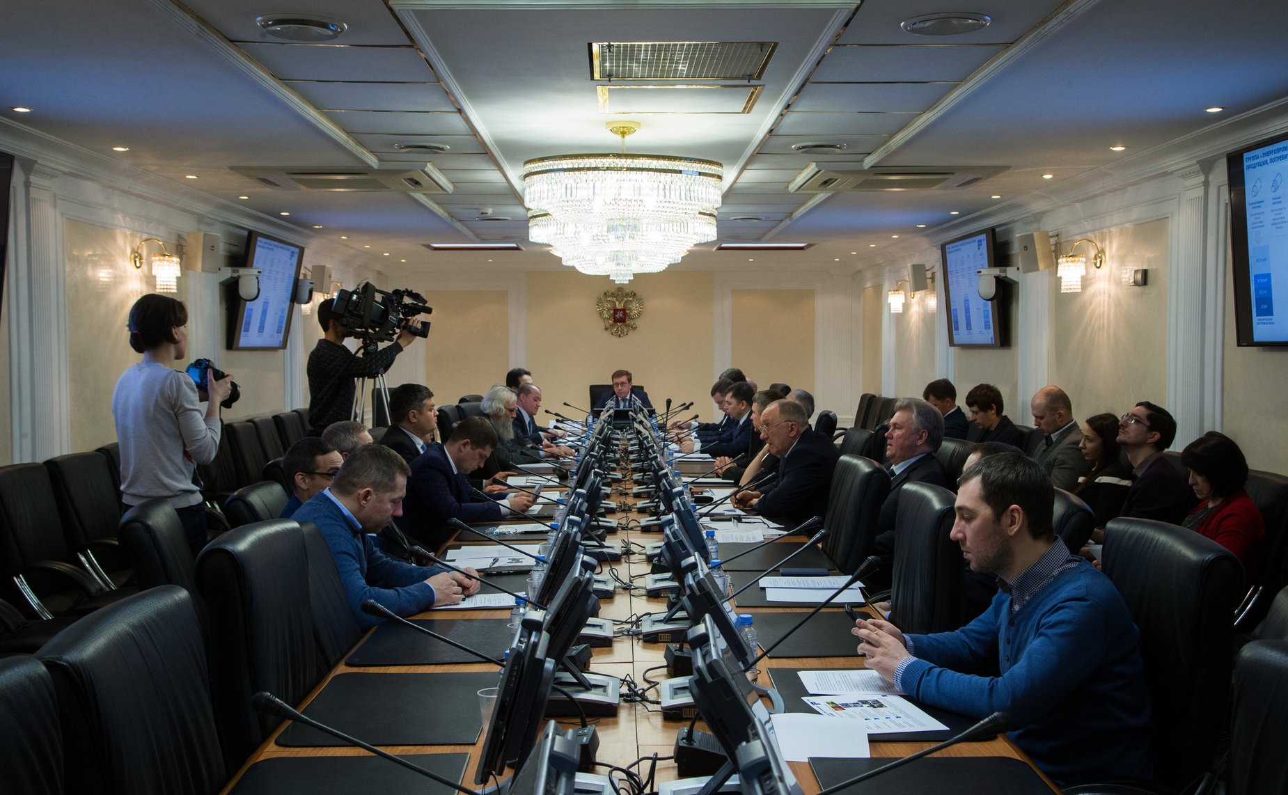 Совещание в СФ о развитии углеграфитной отрасли