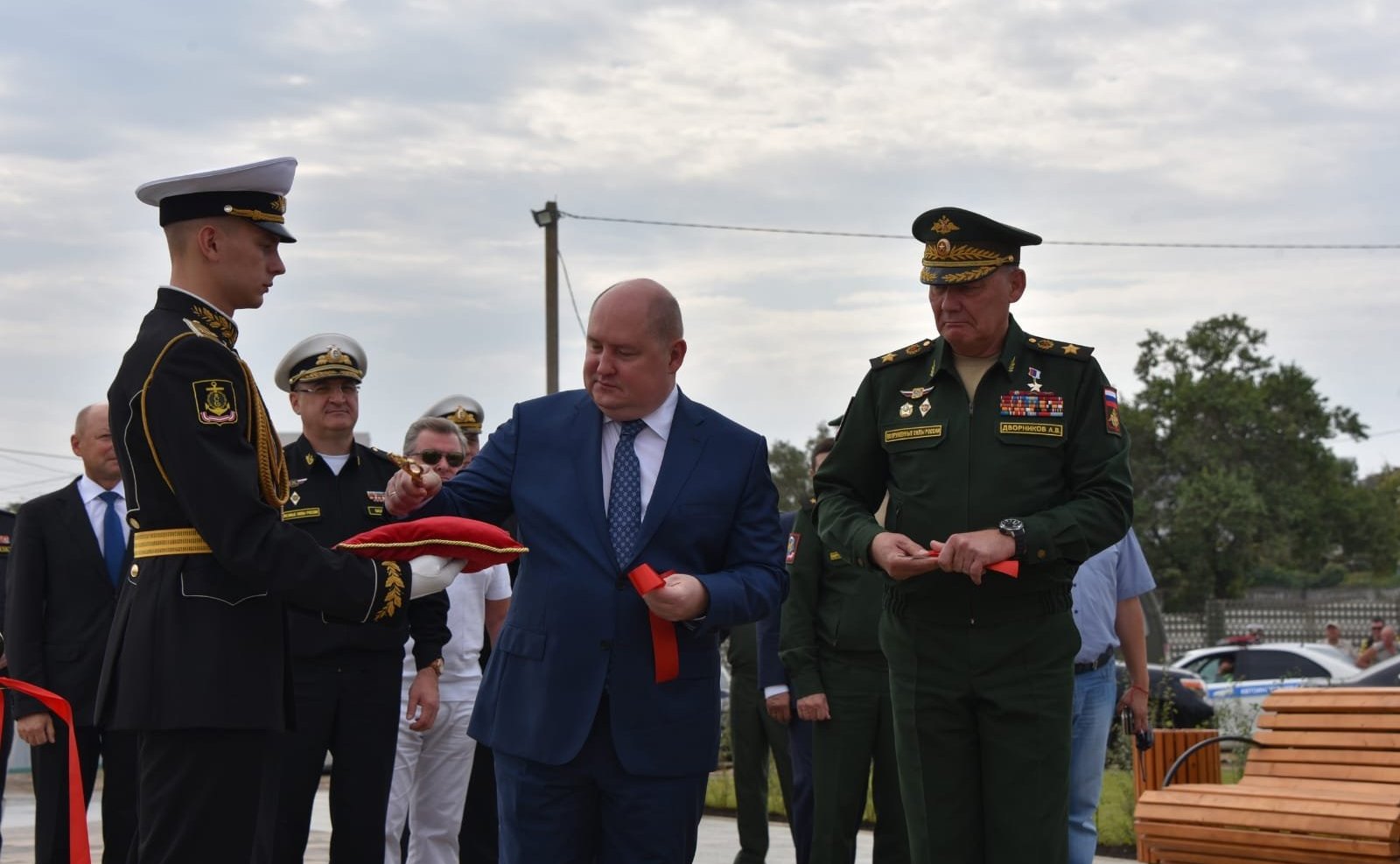 Екатерина Алтабаева в ходе поездки в регион приняла участие в мероприятиях военно-технического форума «Армия-2021»