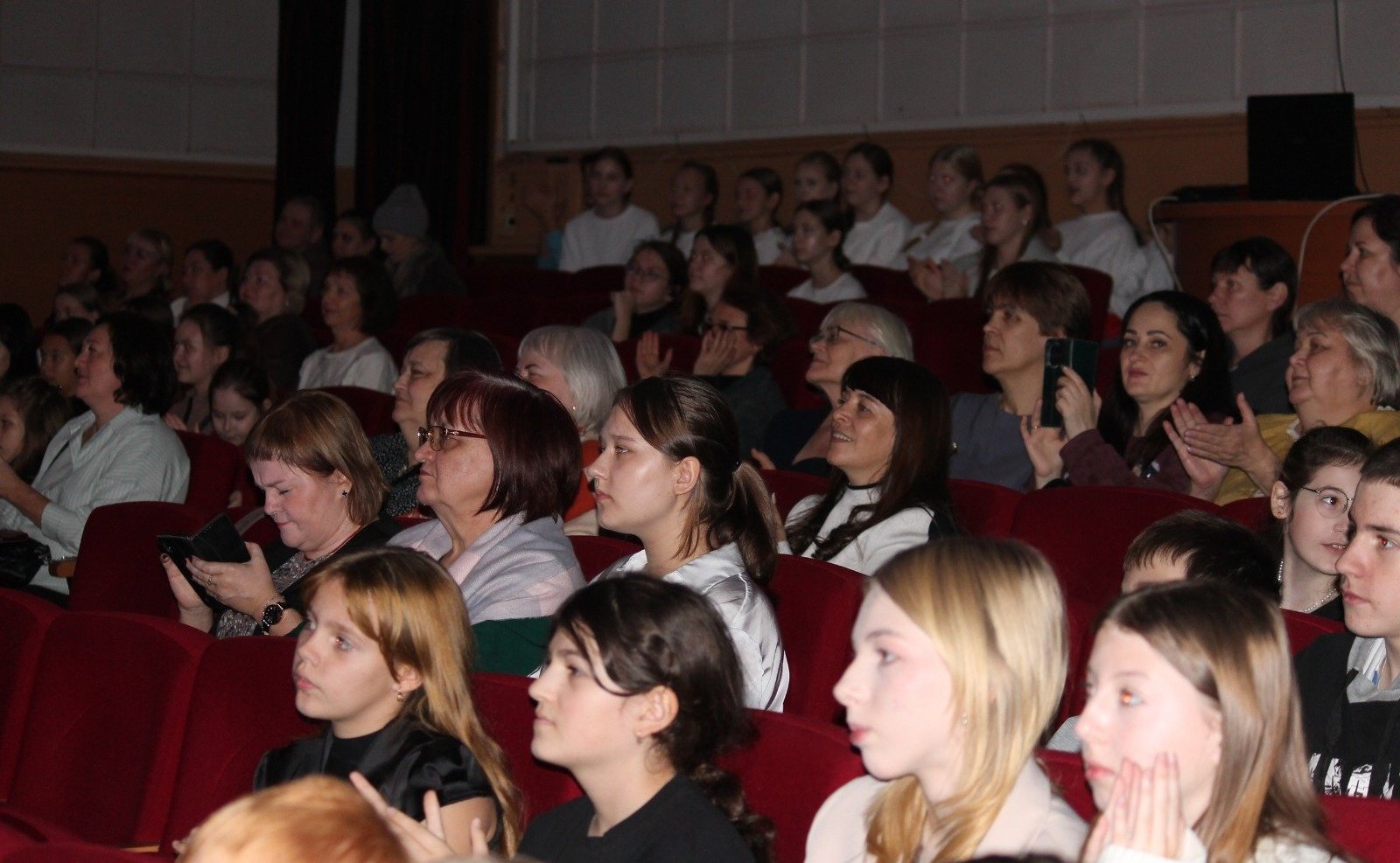 Виктор Шептий выступил перед участниками, организаторами и гостями XIV Всероссийского фестиваля детского и юношеского литературно-художественного творчества «Все сбываются мечты!»