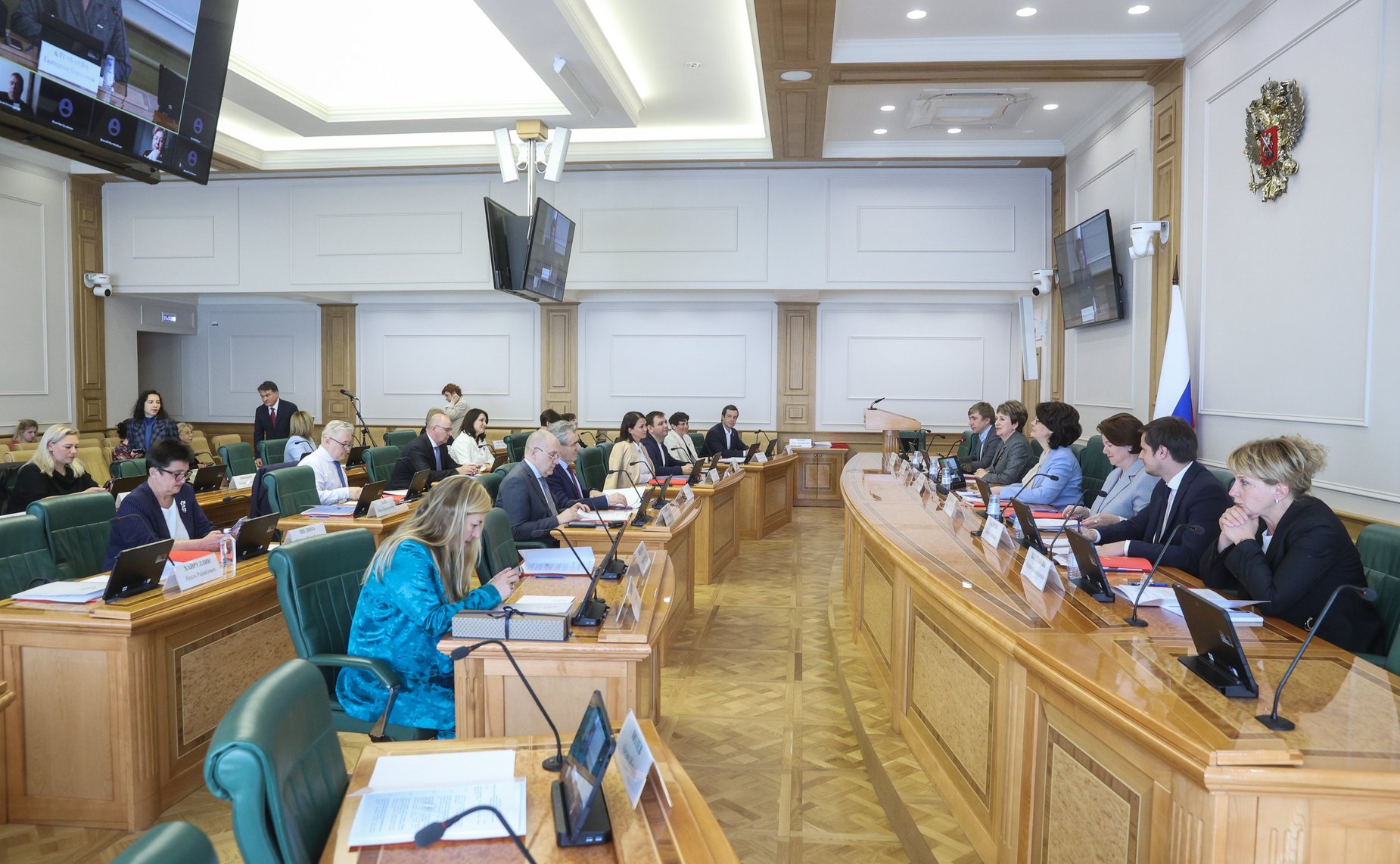 Семинар-совещание Комитета СФ по конституционному законодательству и государственному строительству совместно с Комитетом СФ по социальной политике