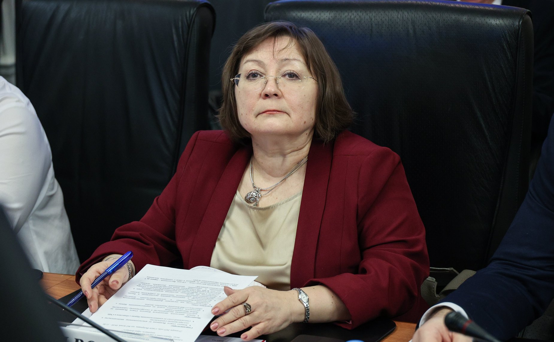 Круглый стол «Просветительство как механизм формирования духовно-нравственных оснований развития личности в современных условиях» (в рамках XII Рождественских парламентских встреч)