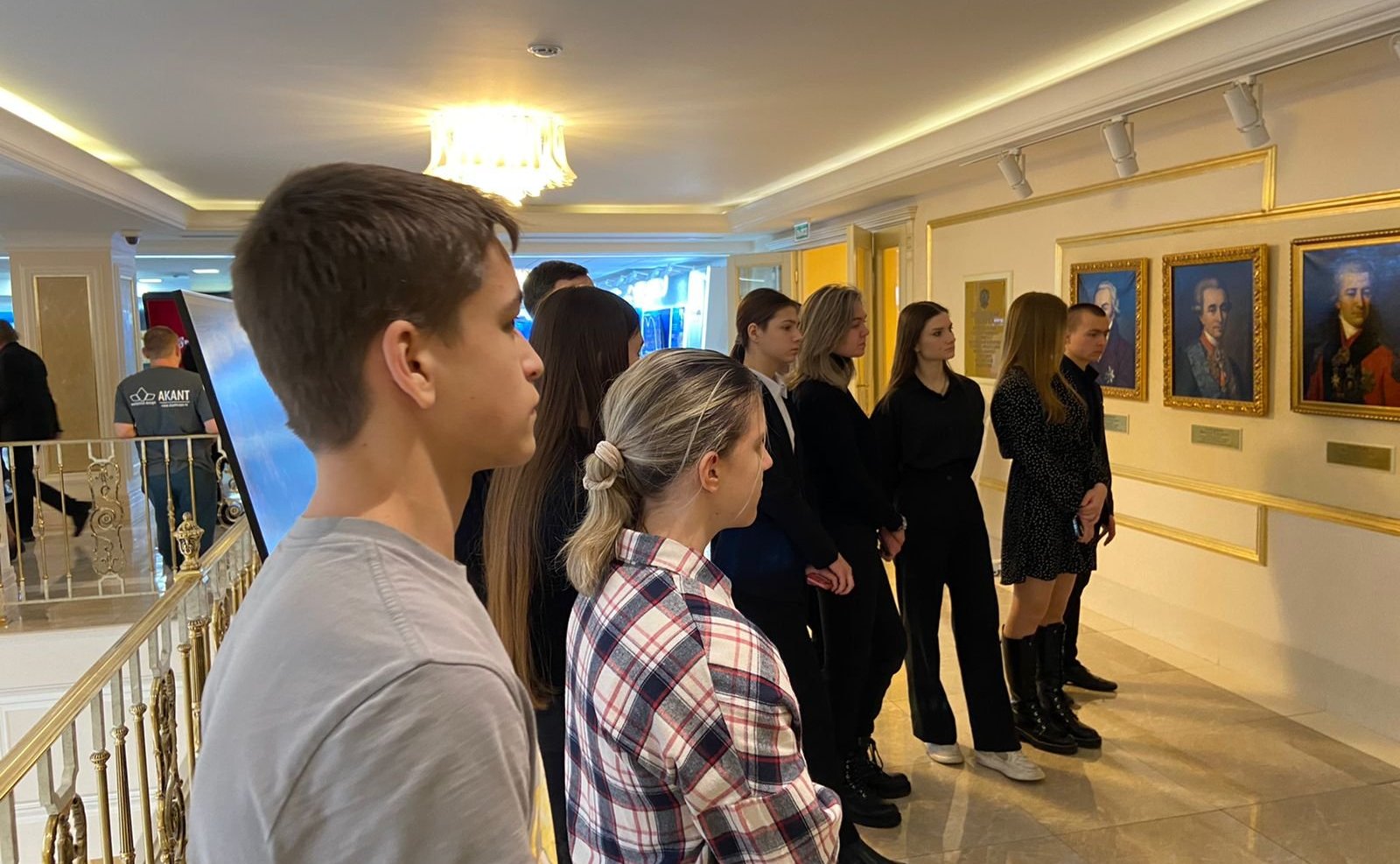 Оксана Хлякина поощрила ребят из Липецкой области поездкой в Москву за успехи в спорте и учебе